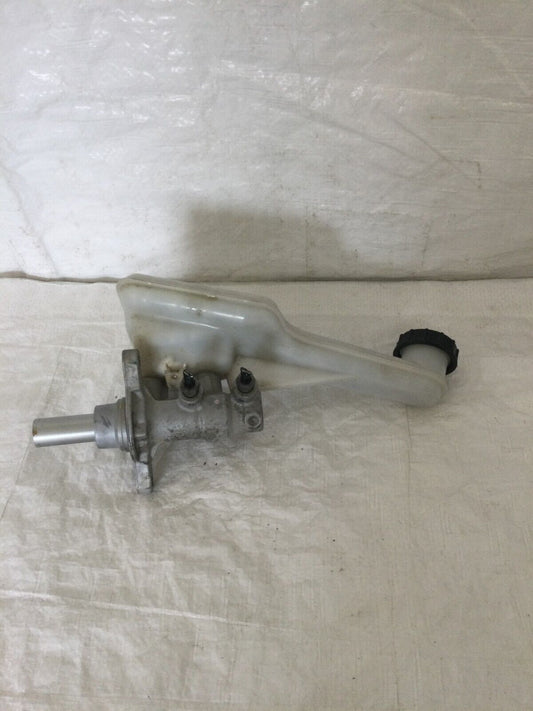 2013 Ford Fusion Master Brake Cylinder W/ Reservoir OEM 2.0L