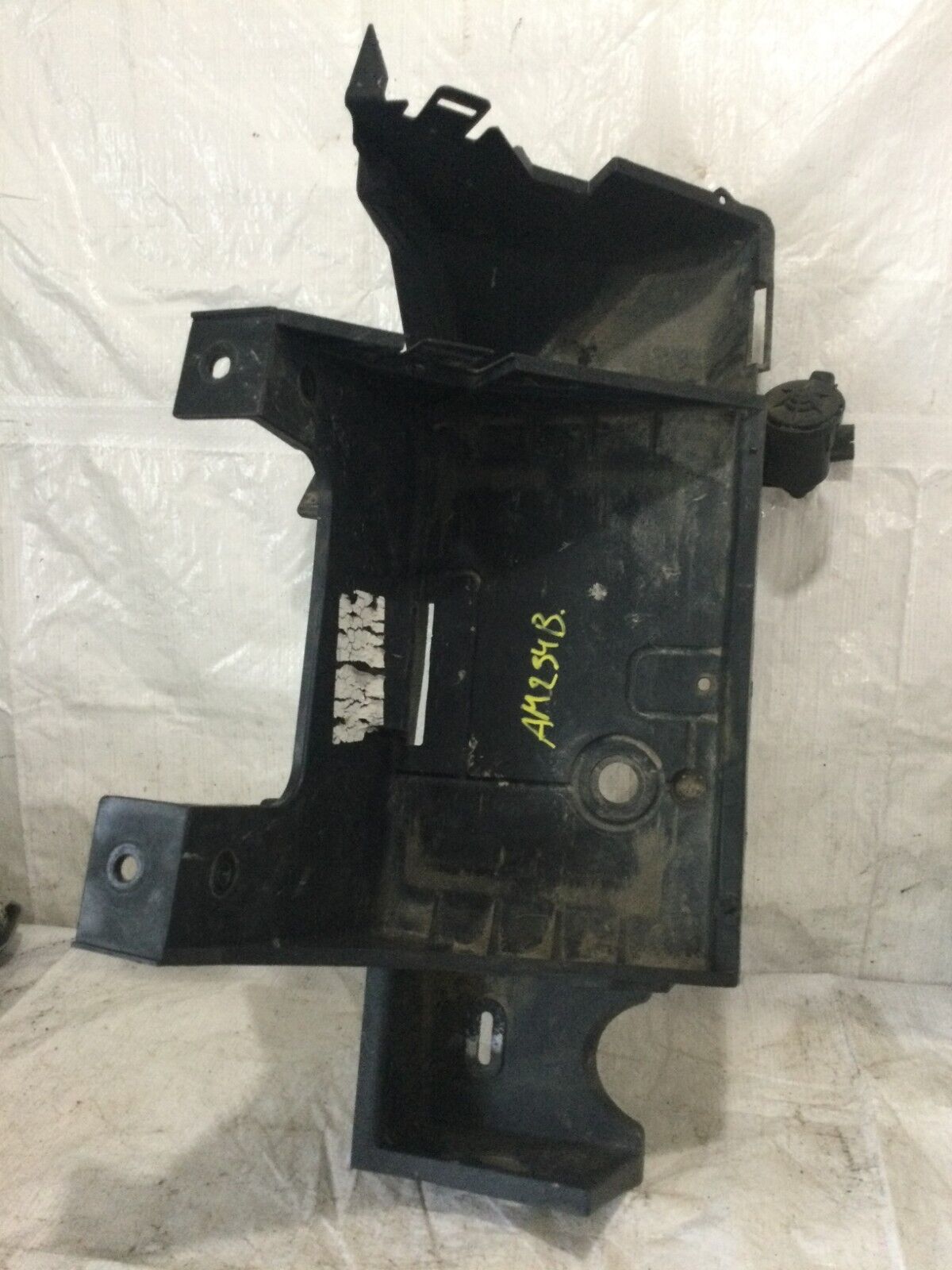 2006 Dodge Ram 1500   Battery Tray  Holder Assembly 55277059A OEM
