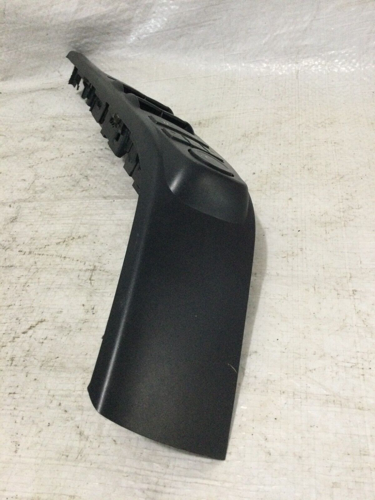 2018 Chevrolet Silverado 1500 Front  Left Driver Side Power Window Switch OEM