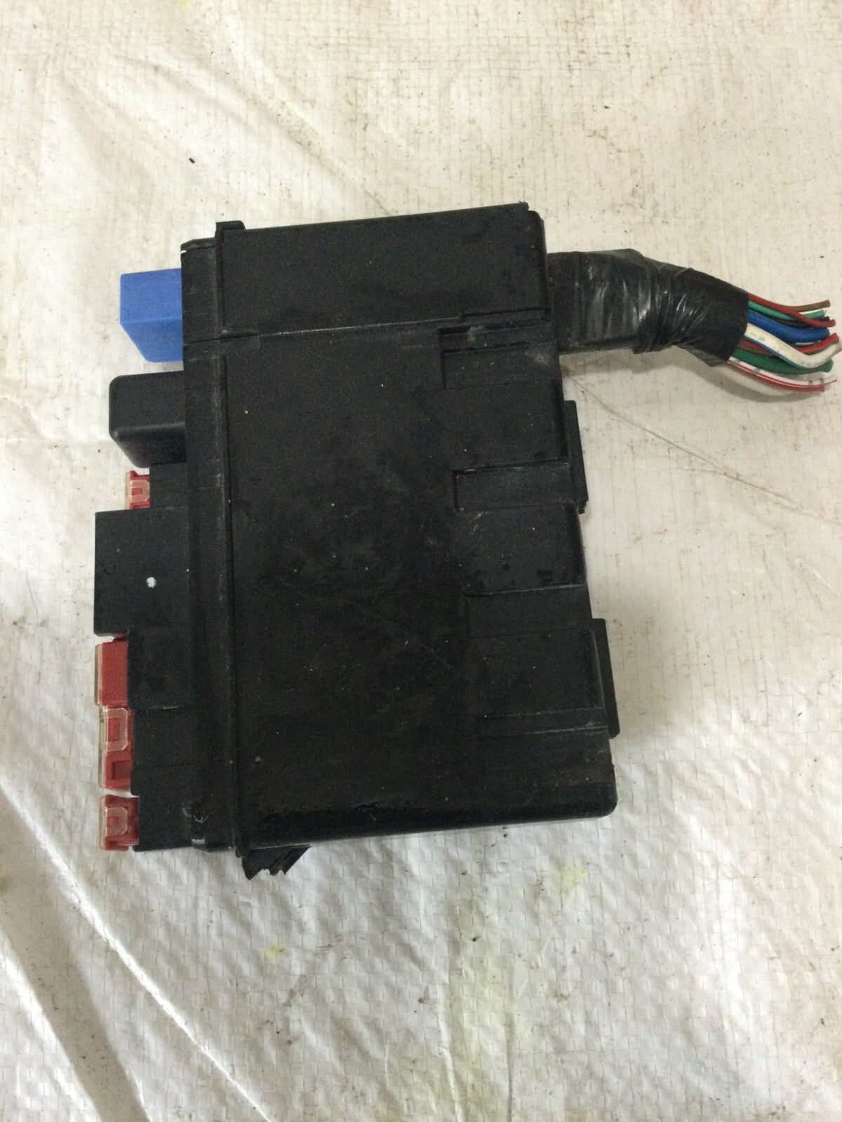 2006-2010 Infiniti M45 A/T Engine Compartment Fuse Box Relay Module OEM