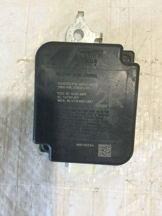 2013 Toyota Corolla   keyless entry Door module 89741-02150 OEM