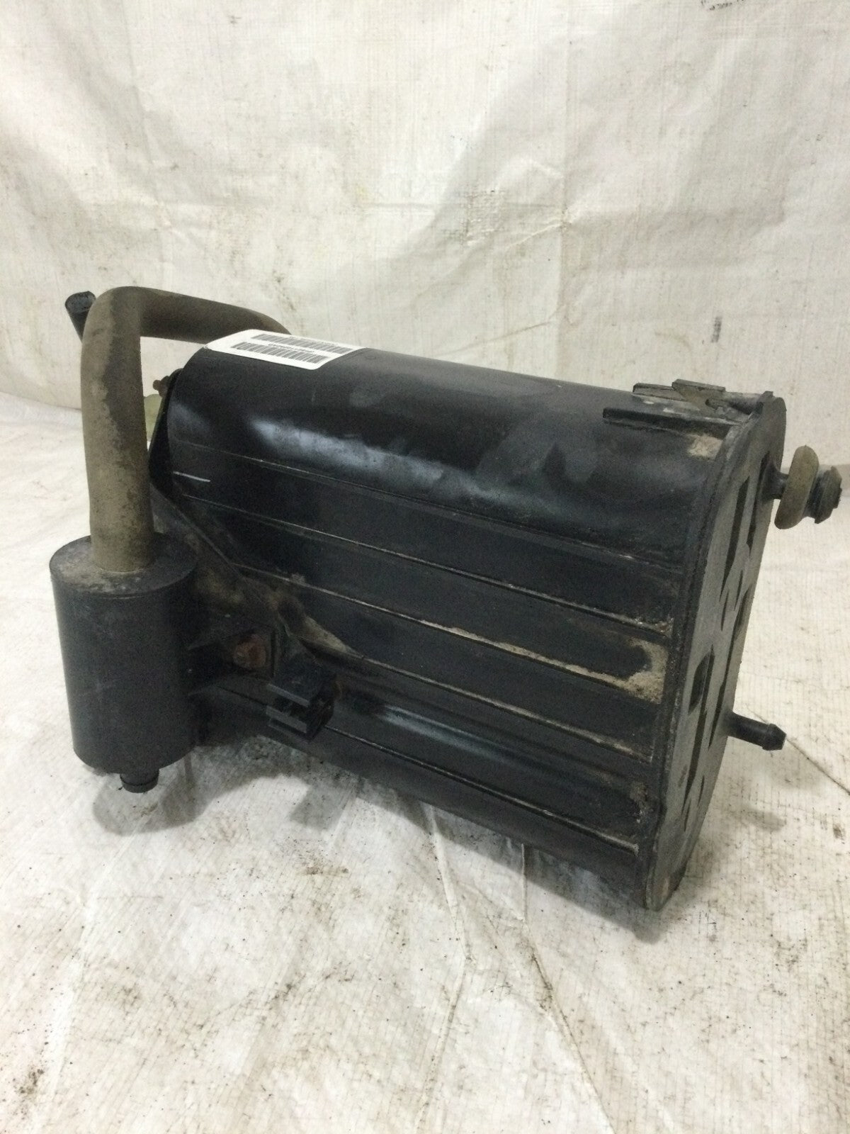 2005 Dodge Ram 1500 Fuel Vapor Canister OEM 52110232AD