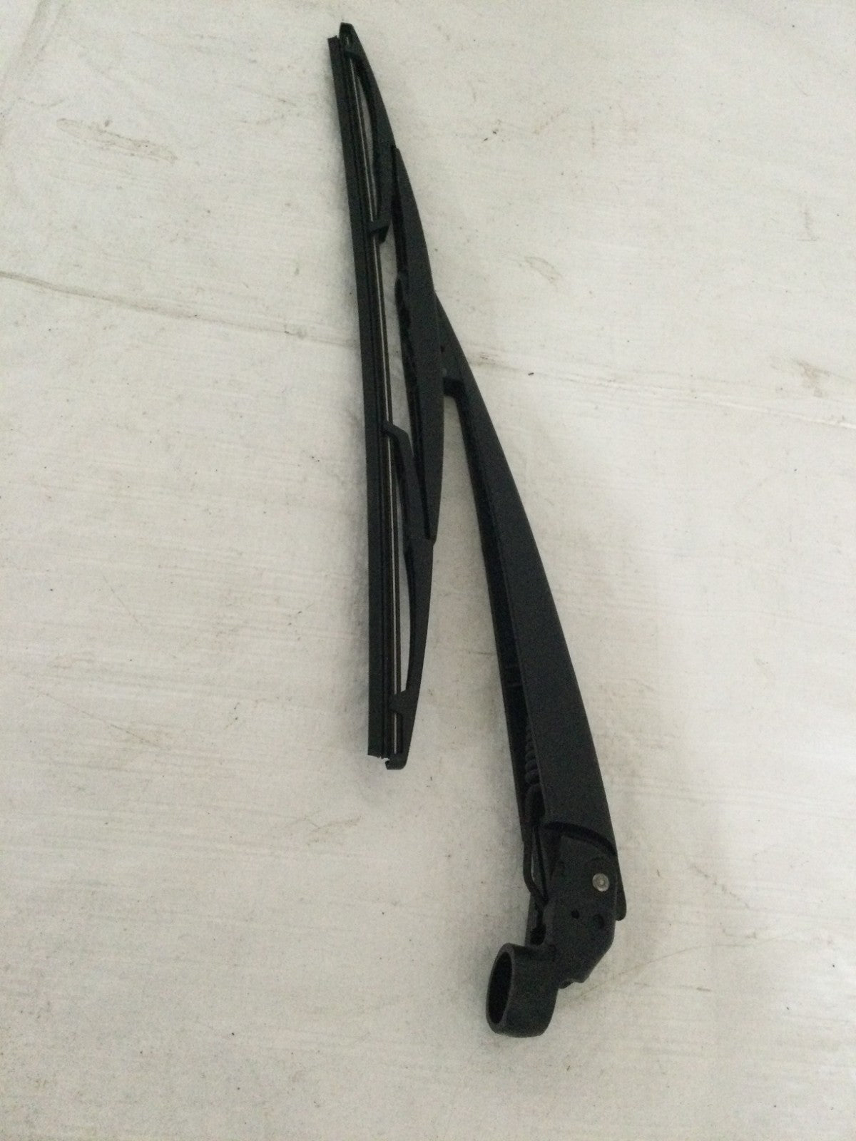 2003 Infiniti FX35 Rear Windshield Wiper Blade Arm OEM