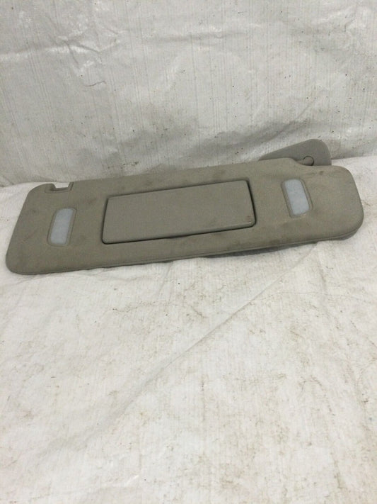 2007 Cadillac Escalade Right Passenger   Sun Visor  Illumination  OEM