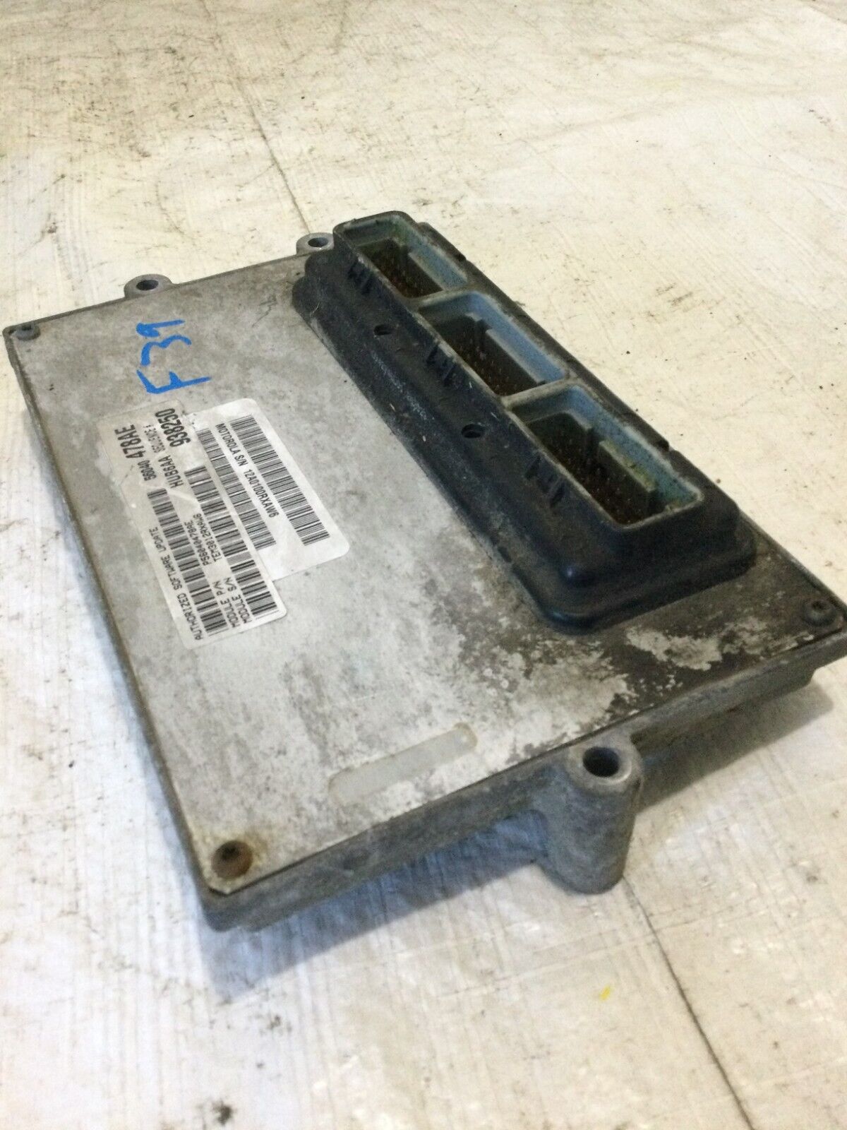 2003 Dodge Ram 2500 Cummins Diesel  5.9L  Engine Motor  56040478AE OEM