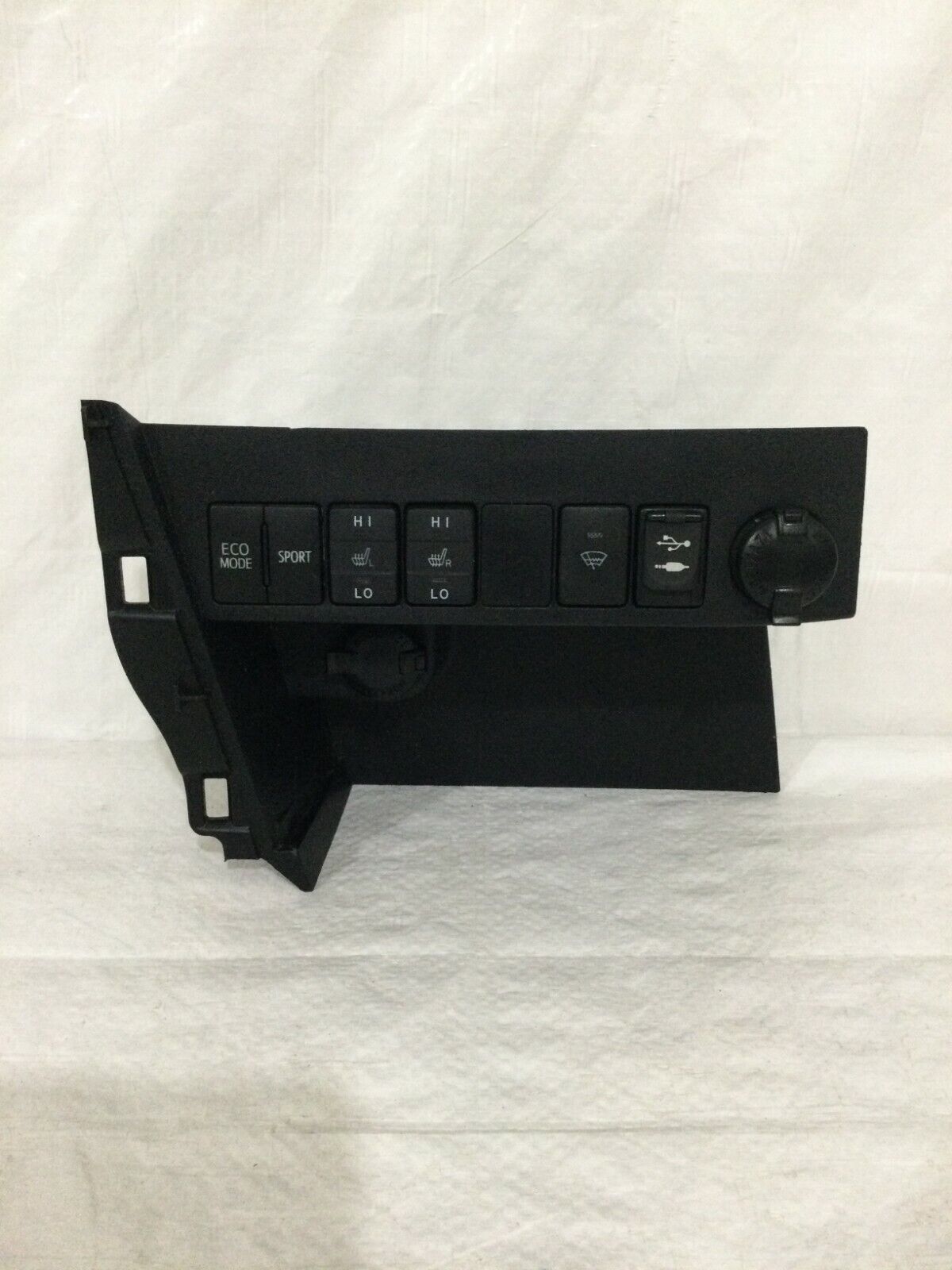 2016 Toyota Rav4 Lower Dash Trim Cover Panel With Power Outlet 55433-0R010 OEM