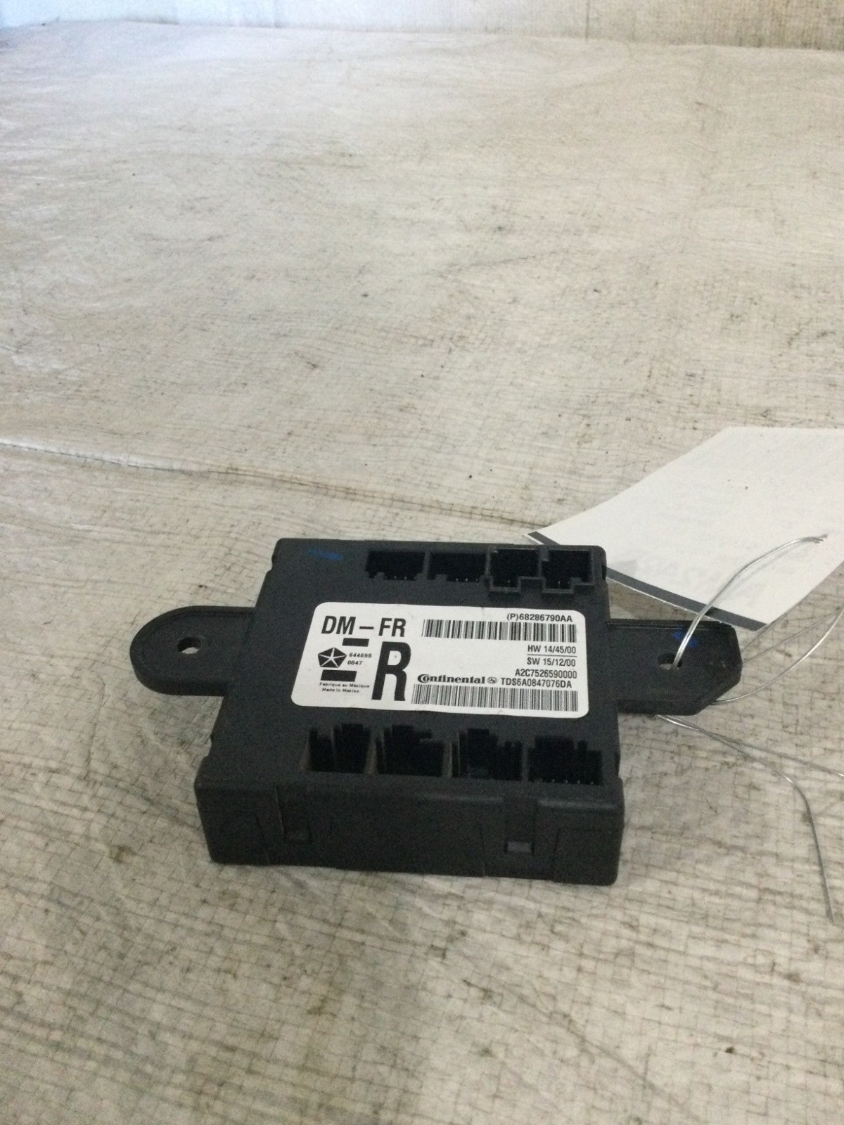 2017 Dodge Ram 3500 6.7L Right Door Control Module OEM 68286790AA