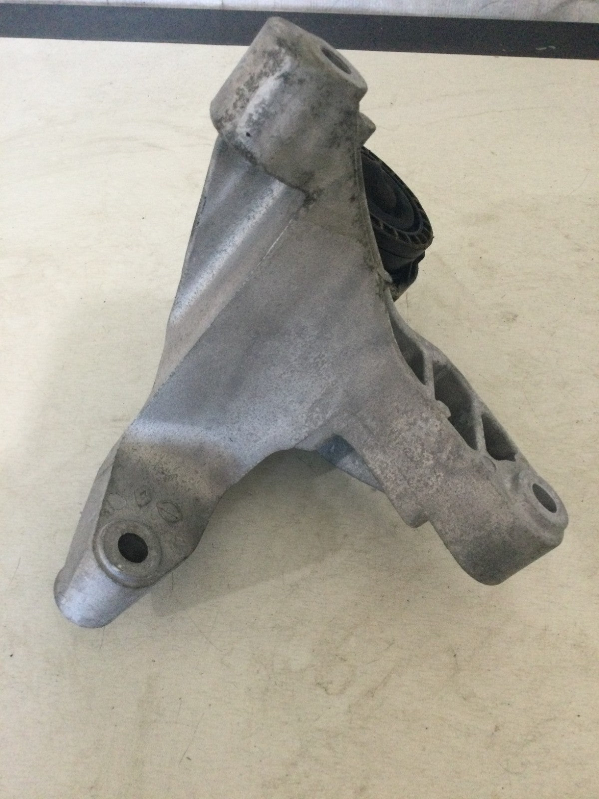 2024 Nissan Rogue 1.5L Engine Mount OEM