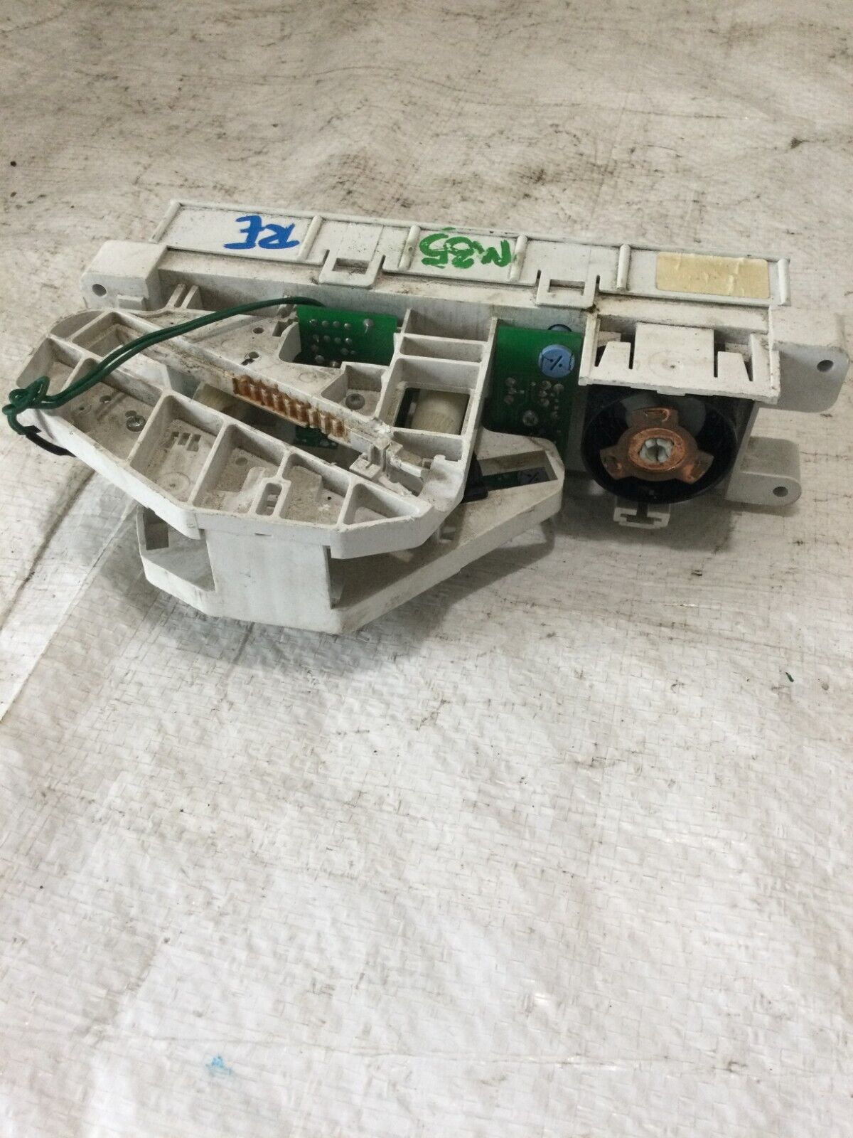 2001 Nissan Xterra A/C Heater Climate Control Unit OEM