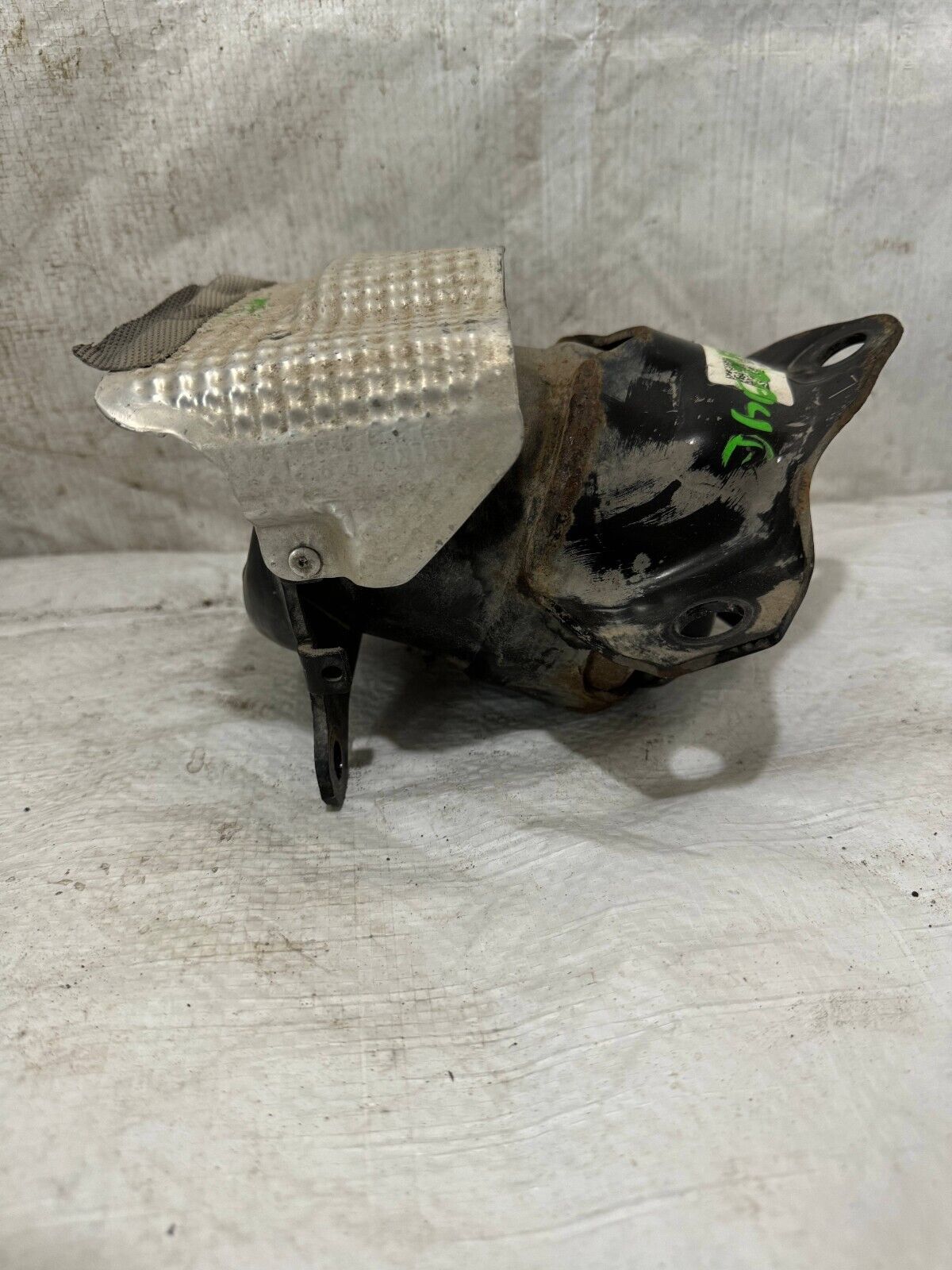 2019 Chevrolet Silverado 1500 Engine Frame Mount 84497435 OEM