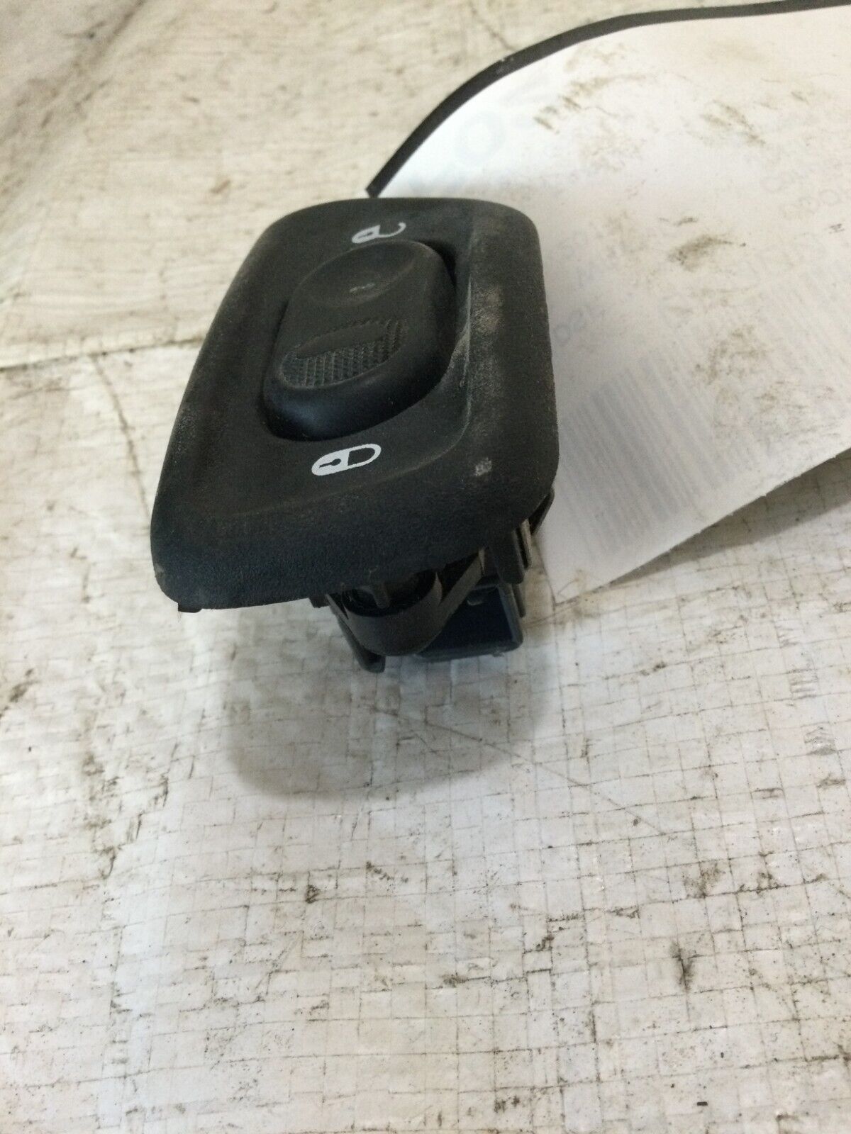 2017 Jeep Wrangler Front  Driver Left Door Master Power Switch 04671623AA OEM