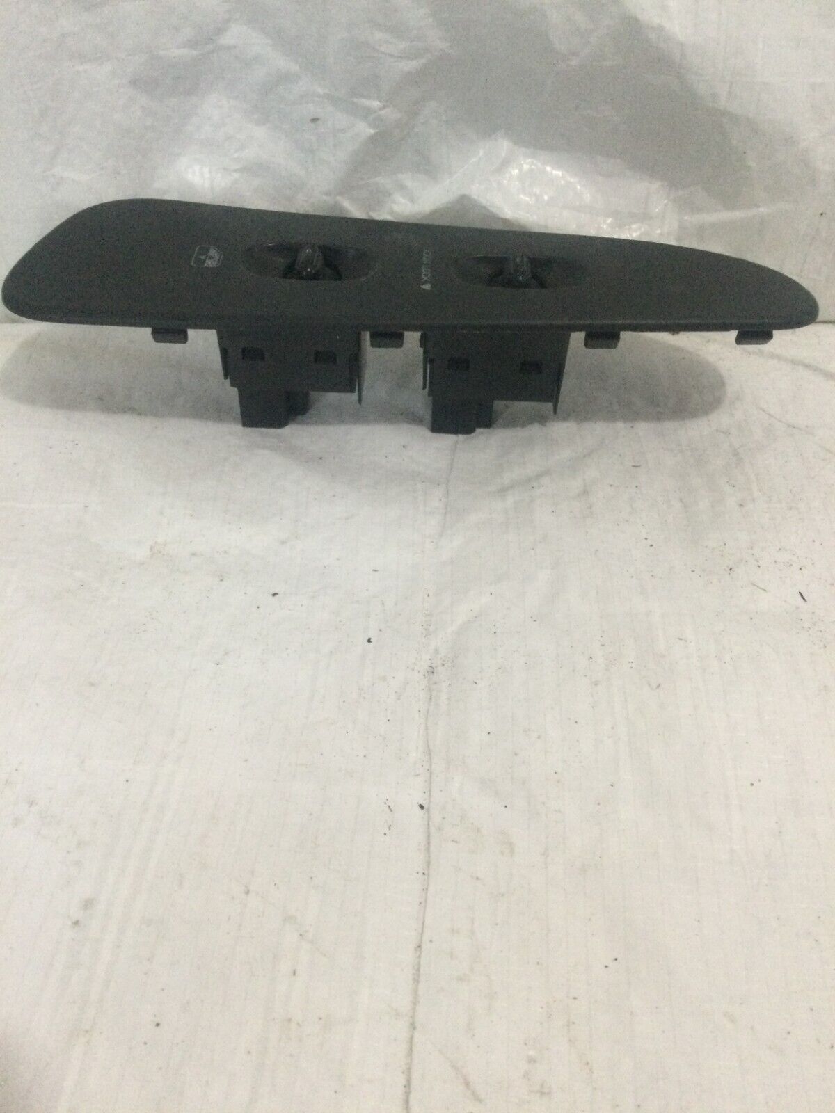 2002-2005 Dodge Ram 1500 Front Right Passenger Window Switch w/ Bezel OEM