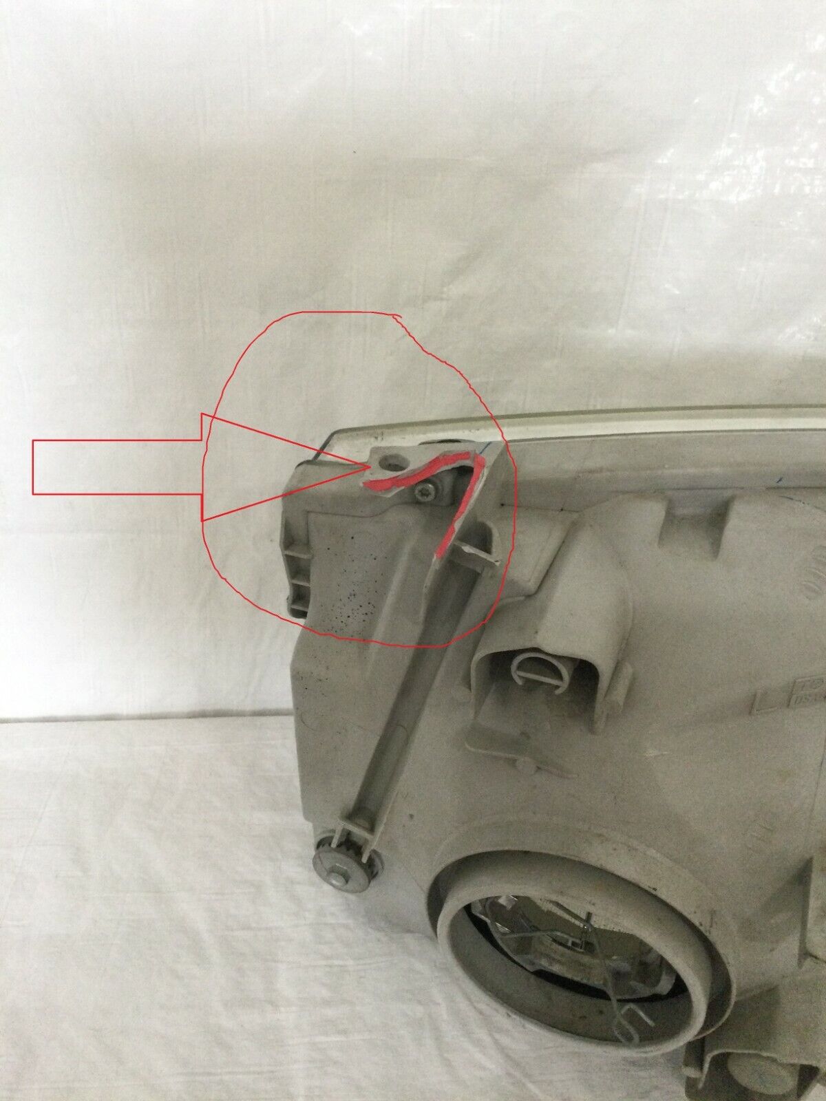 2004 Toyota Tundra 4DR Crew Cab Headlight Left Driver Side OEM LH