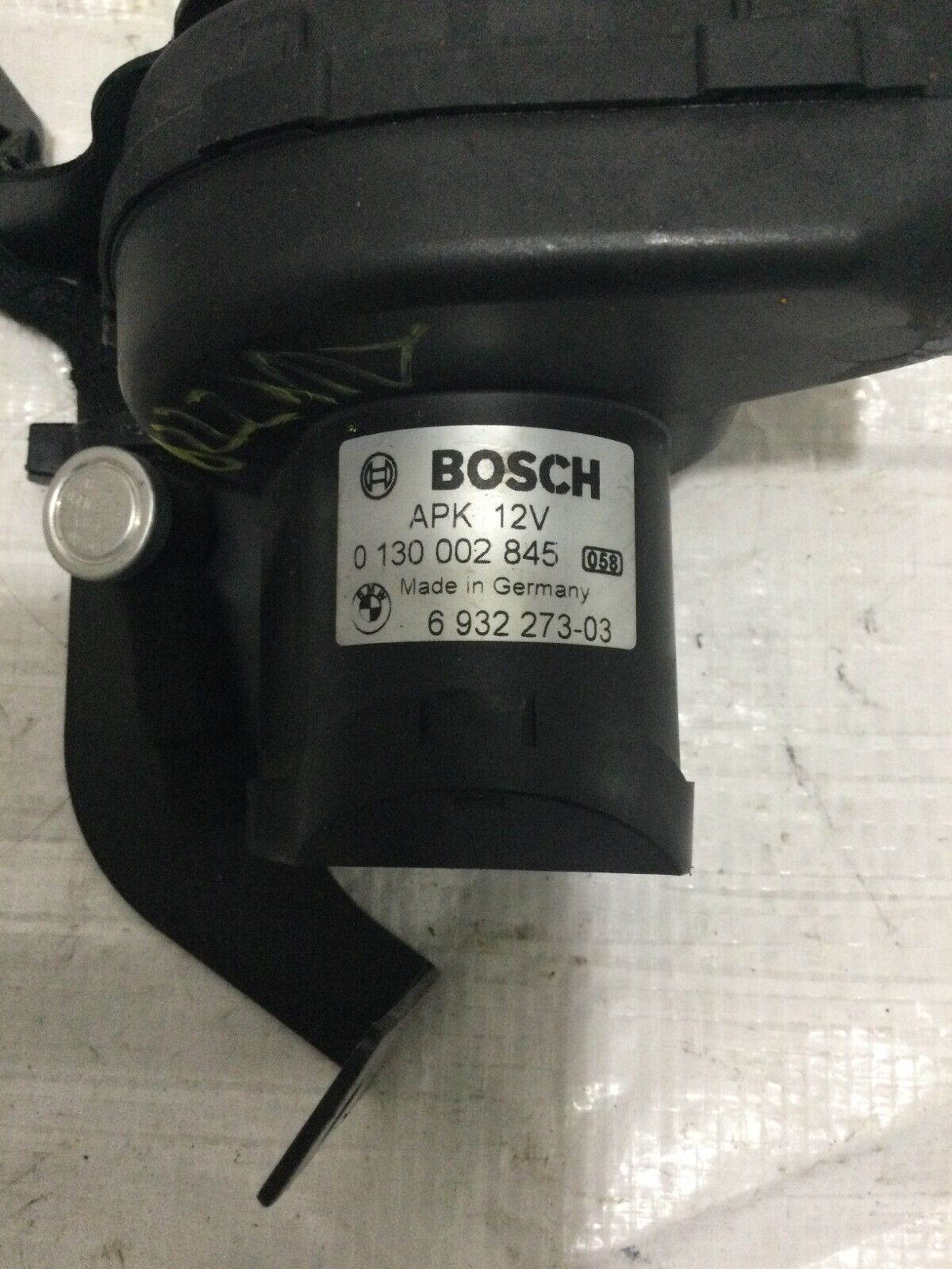 2004 BMW 745I  GPS DVD Player Cooling Fan  Motor 6932273 OEM