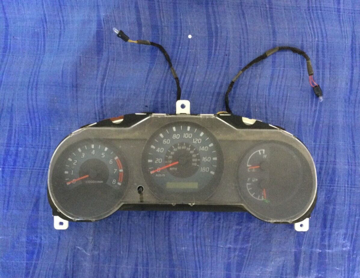 2002 Nissan Frontier Speedometer Cluster KPH 24810 7Z811