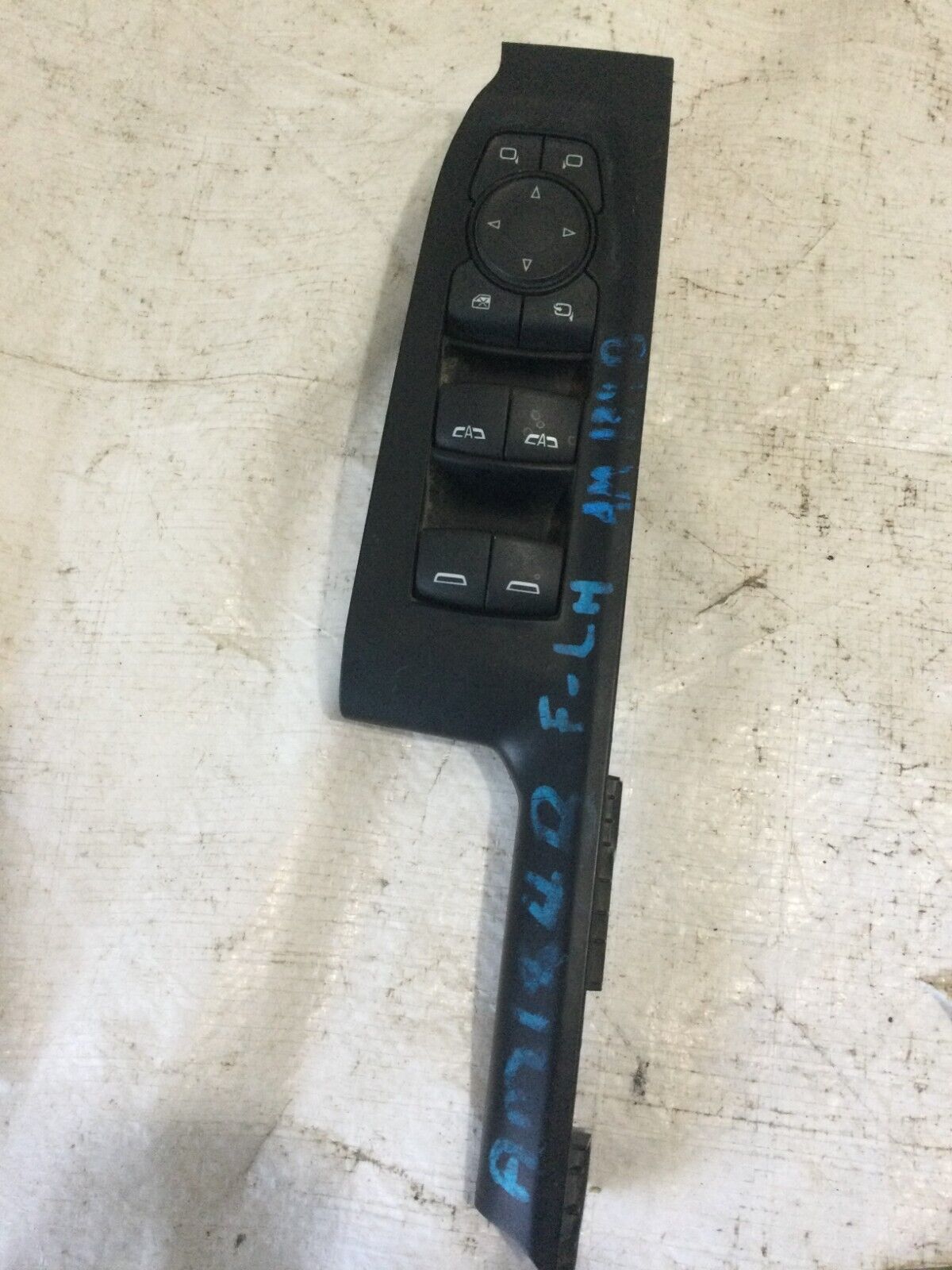 2019-2021 GMC Sierra 1500 Front Left Master Power Window Switch OEM 84708443