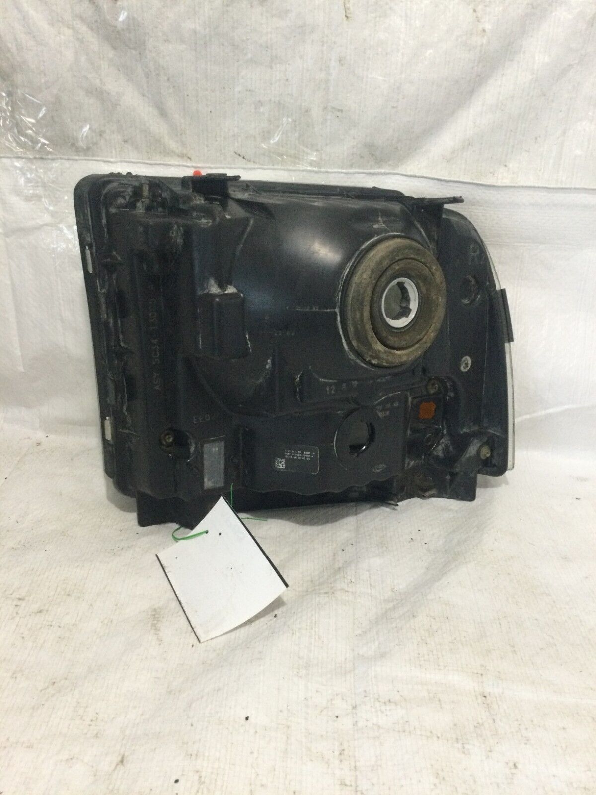 2005 Ford F-150 F150 King Ranch Halogen Headlight Right Passenger Side OEM RH