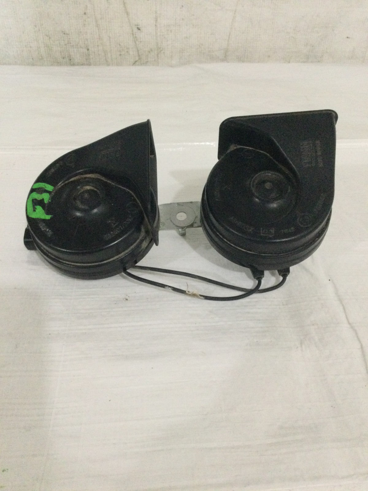 2021 Dodge Ram 3500 RH and LH Side Horn OEM