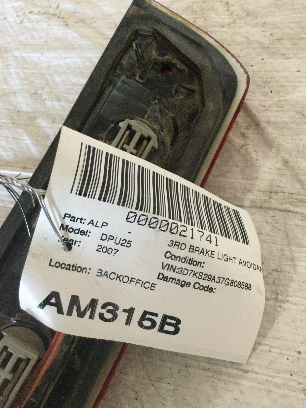 2007 Dodge Ram 2500 3rd Brake Tail Light OEM