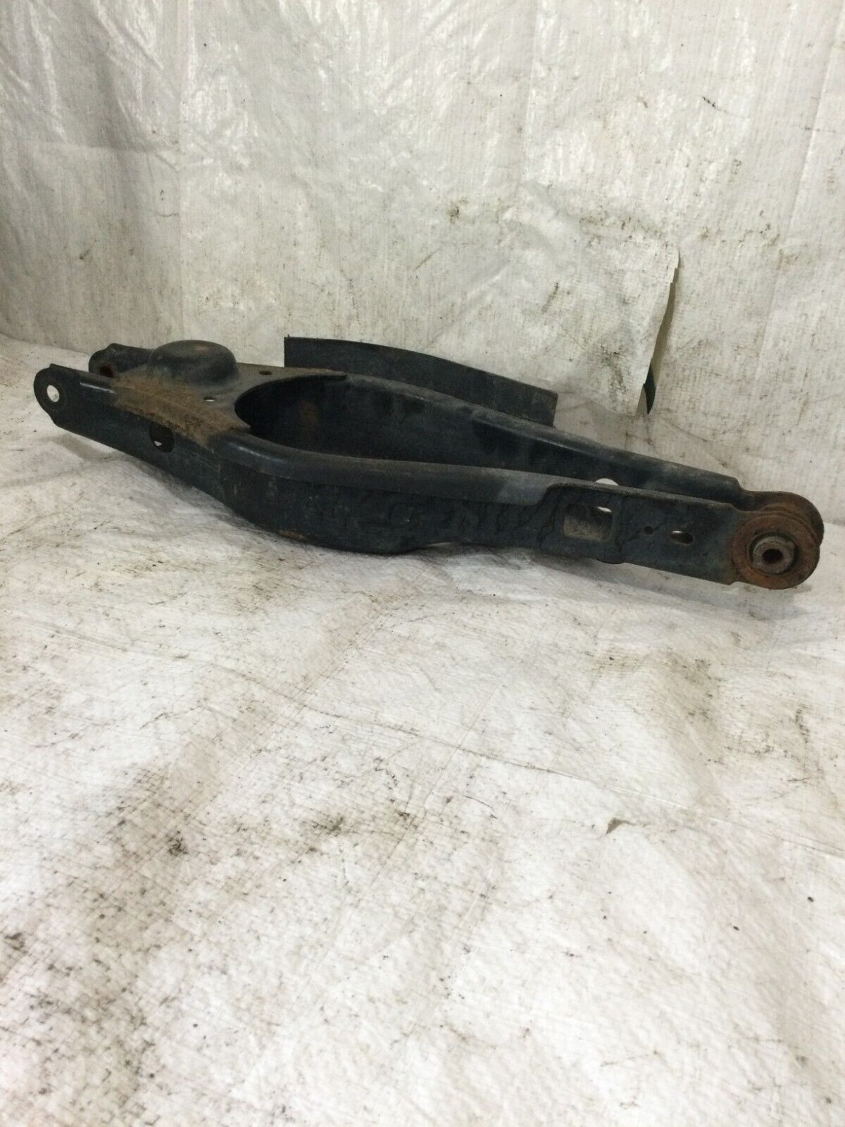 2016 Toyota Rav4 Lower Control Trailing Arm Rear Left OEM