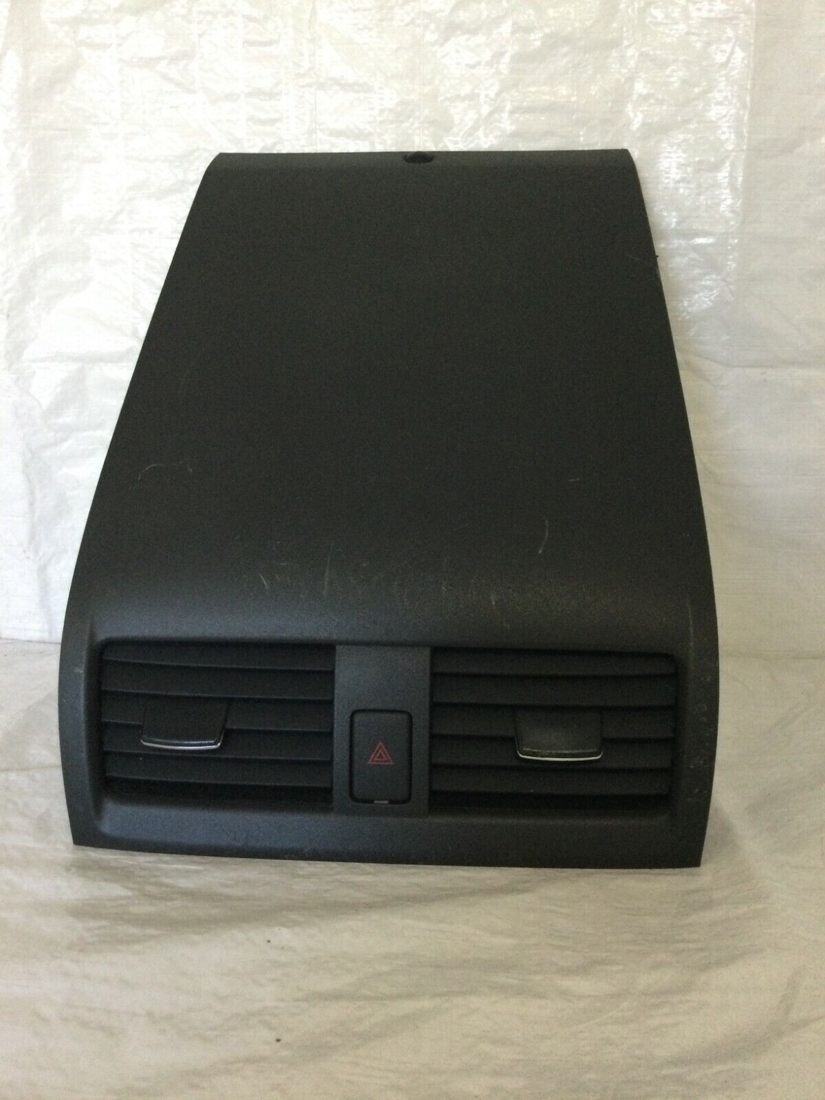 2003-2007 Honda Accord Center Dash Air Vents Vent Grille A/C W/ Hazard Switch OE