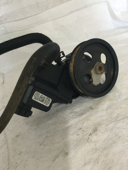 2014 GMC Sierra 2500 6.6L Power Steering Pump OEM 19433758