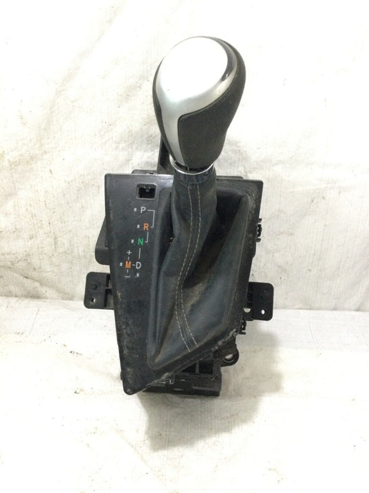 2014-2019 Toyota Corolla Floor Shifter Gear Selector Assembly OEM