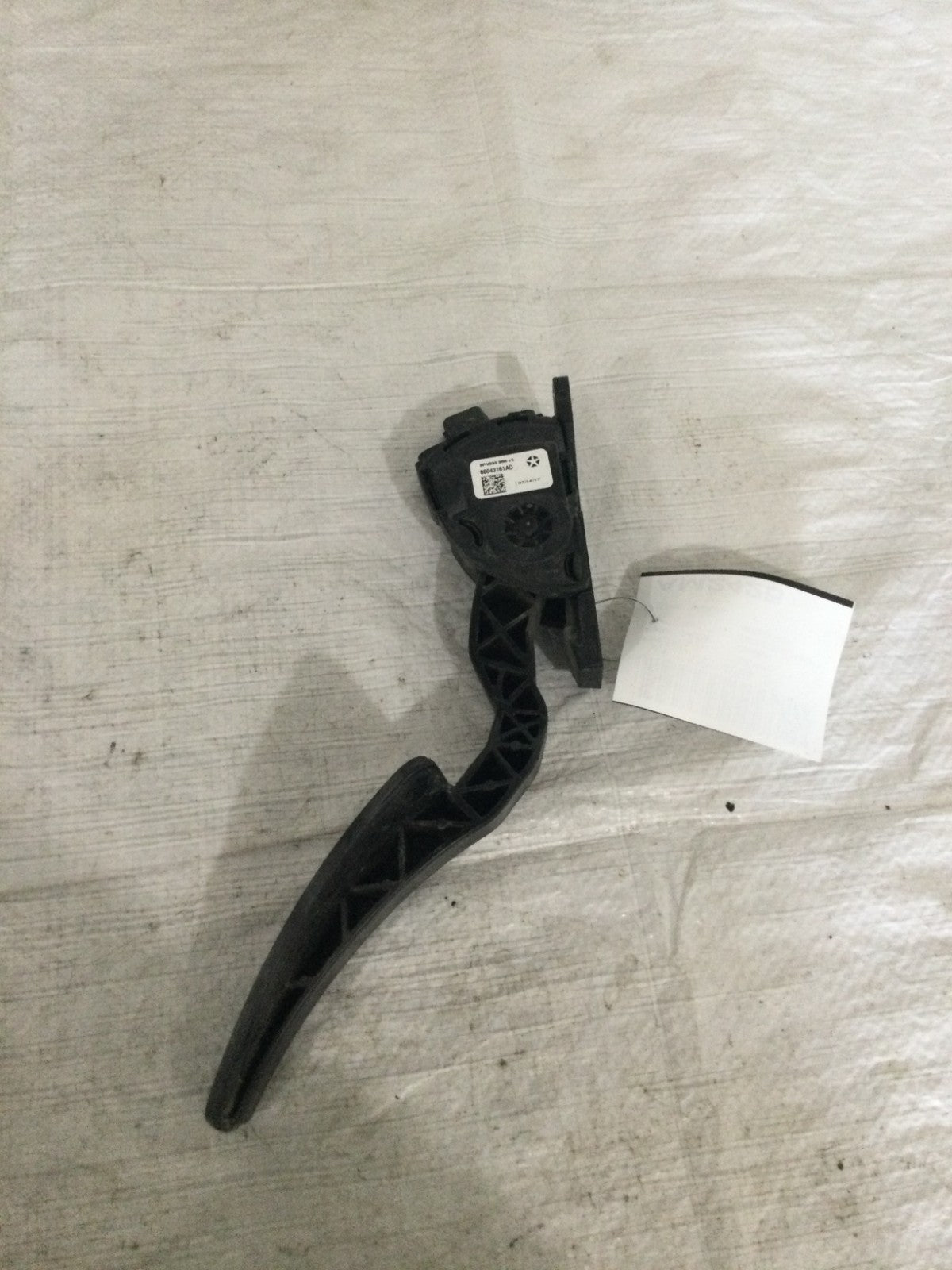 2017 Dodge Ram 3500 Accelerator Gas Pedal OEM 68043161AD