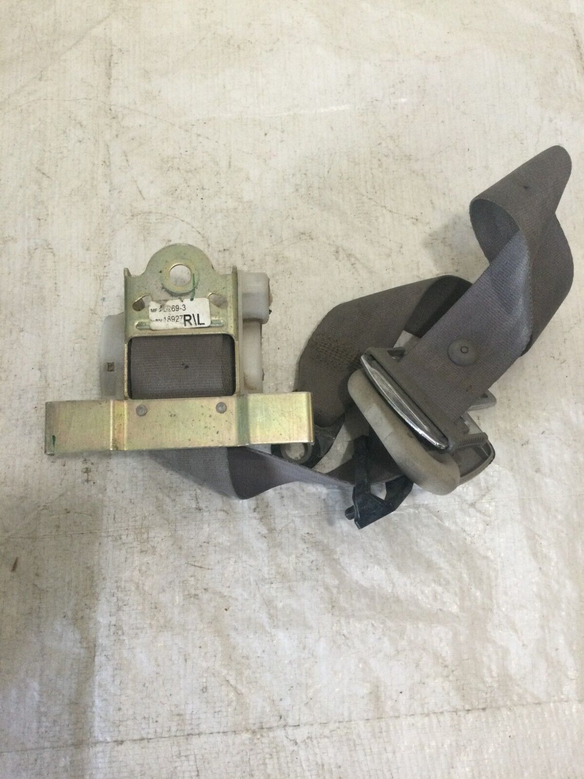 2003 Dodge Ram 2500  Rear Left Side Seat Belt  18927  OEM