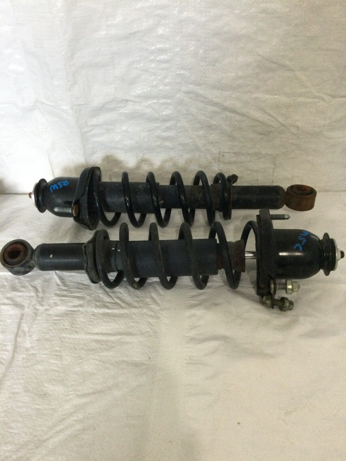 2016 Toyota Corolla Rear Shock Absorbers Pair  OEM LH RH