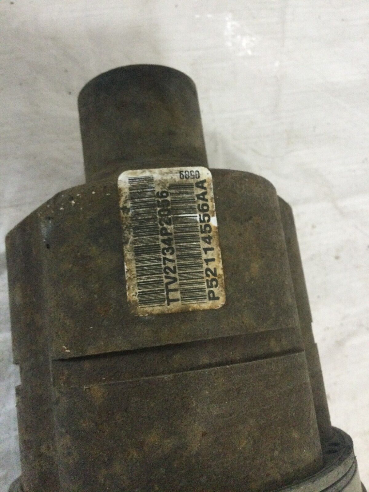 2005 Dodge Ram 1500 Front Right Axle Shaft OEM 52114556AA