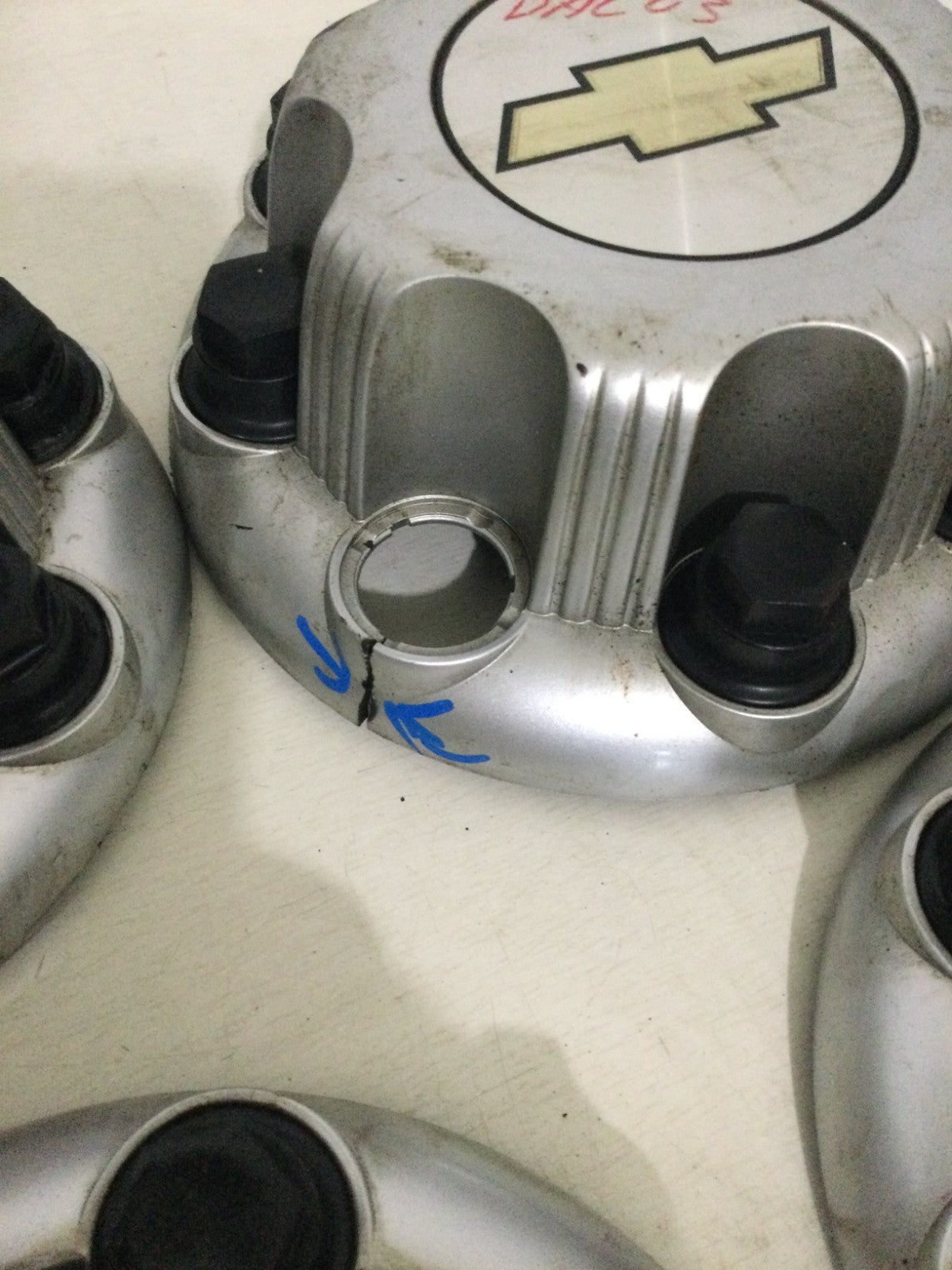 2001-2007 Chevrolet Silverado 2500 Center Cap Set of 4 OEM MARKED DAMAGE
