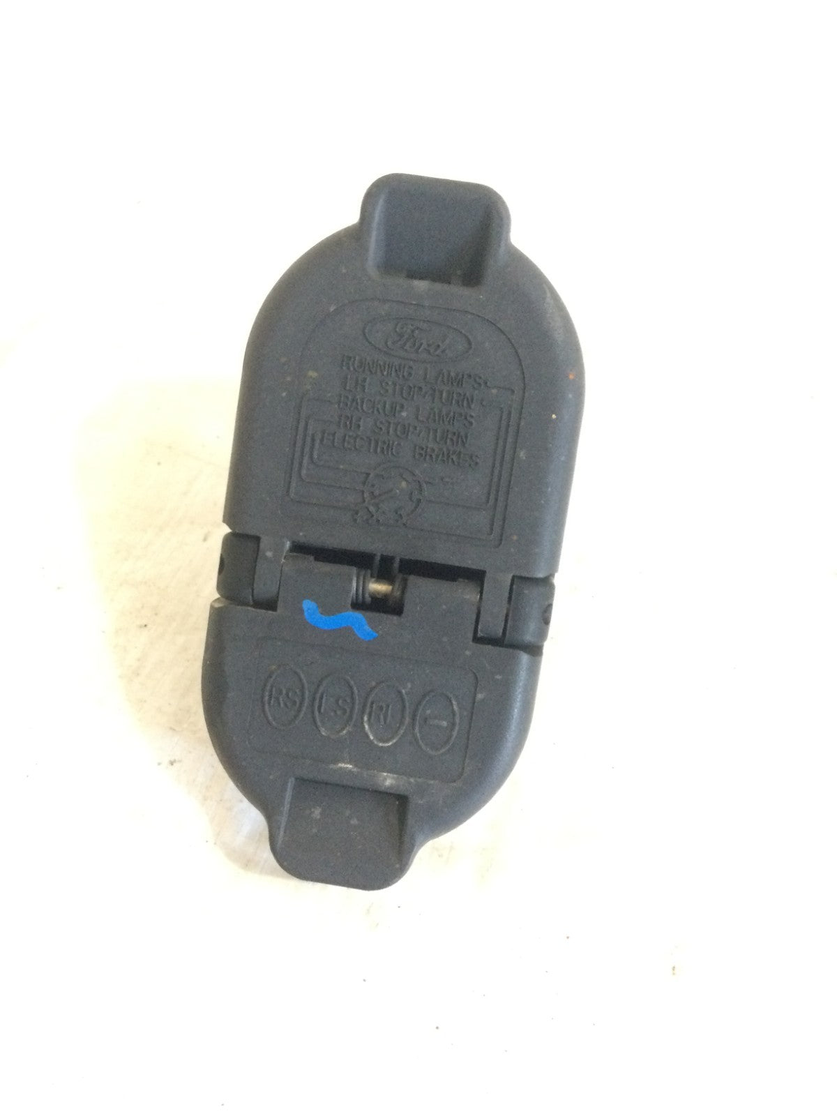 2018 Ford F150 F-150 5.0L Rear Trailer Wiring Connector OEM 6447302
