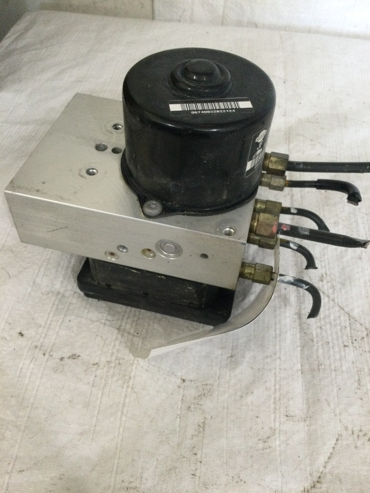 2003 Infiniti FX35 3.5L ABS Anti Lock Brake Pump OEM 47660 CG084