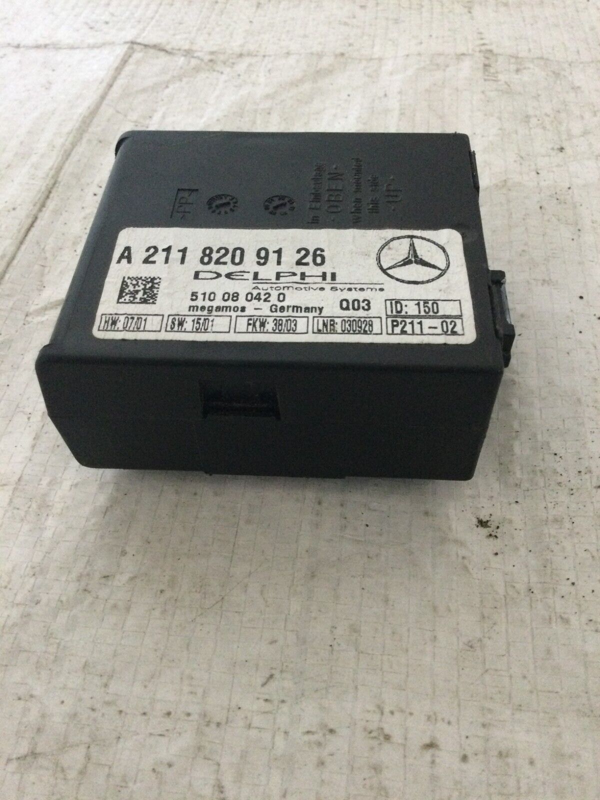 2004 Mercedes Benz S430 Theft Locking Control Module 2118209126 OEM