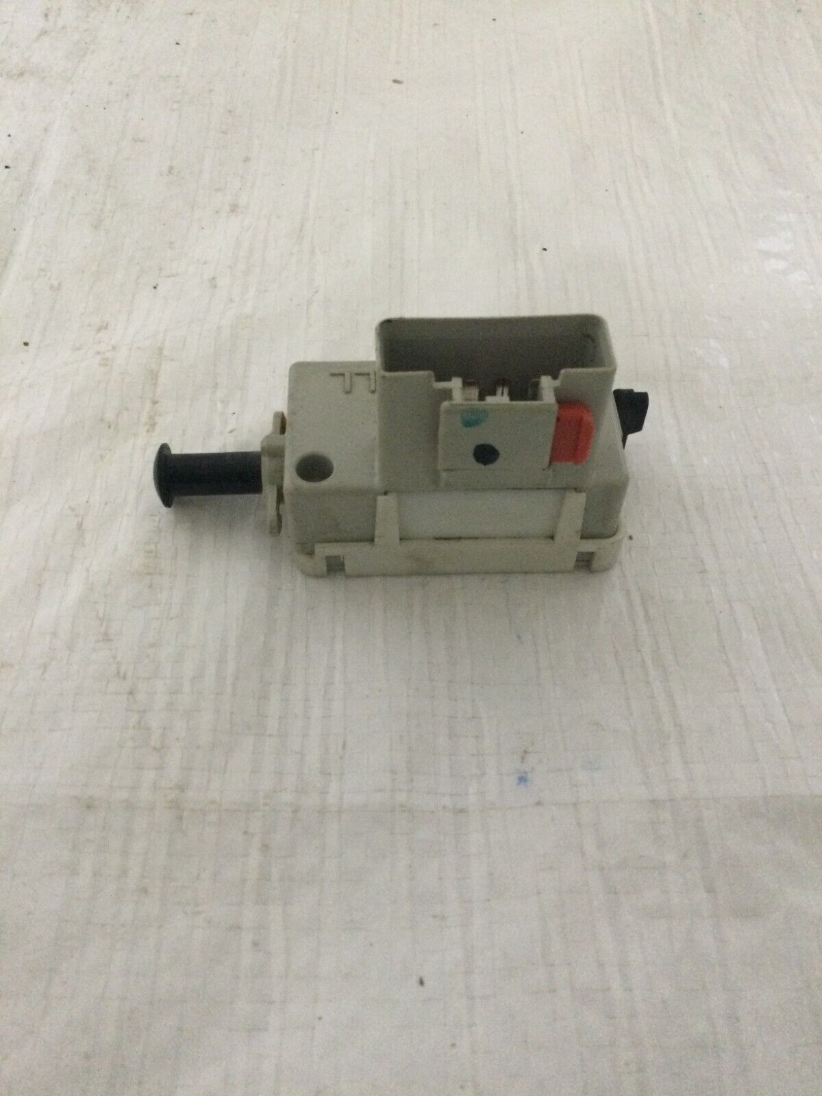 2001 DODGE RAM 1500 BRAKE PEDAL SWITCH OEM 56045043AC