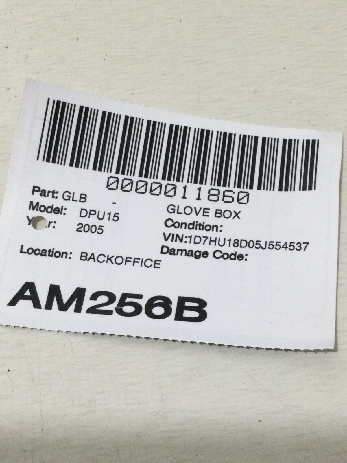 2004-2005 Dodge Ram 1500 Glove Box Assembly 5GT18TRM OEM