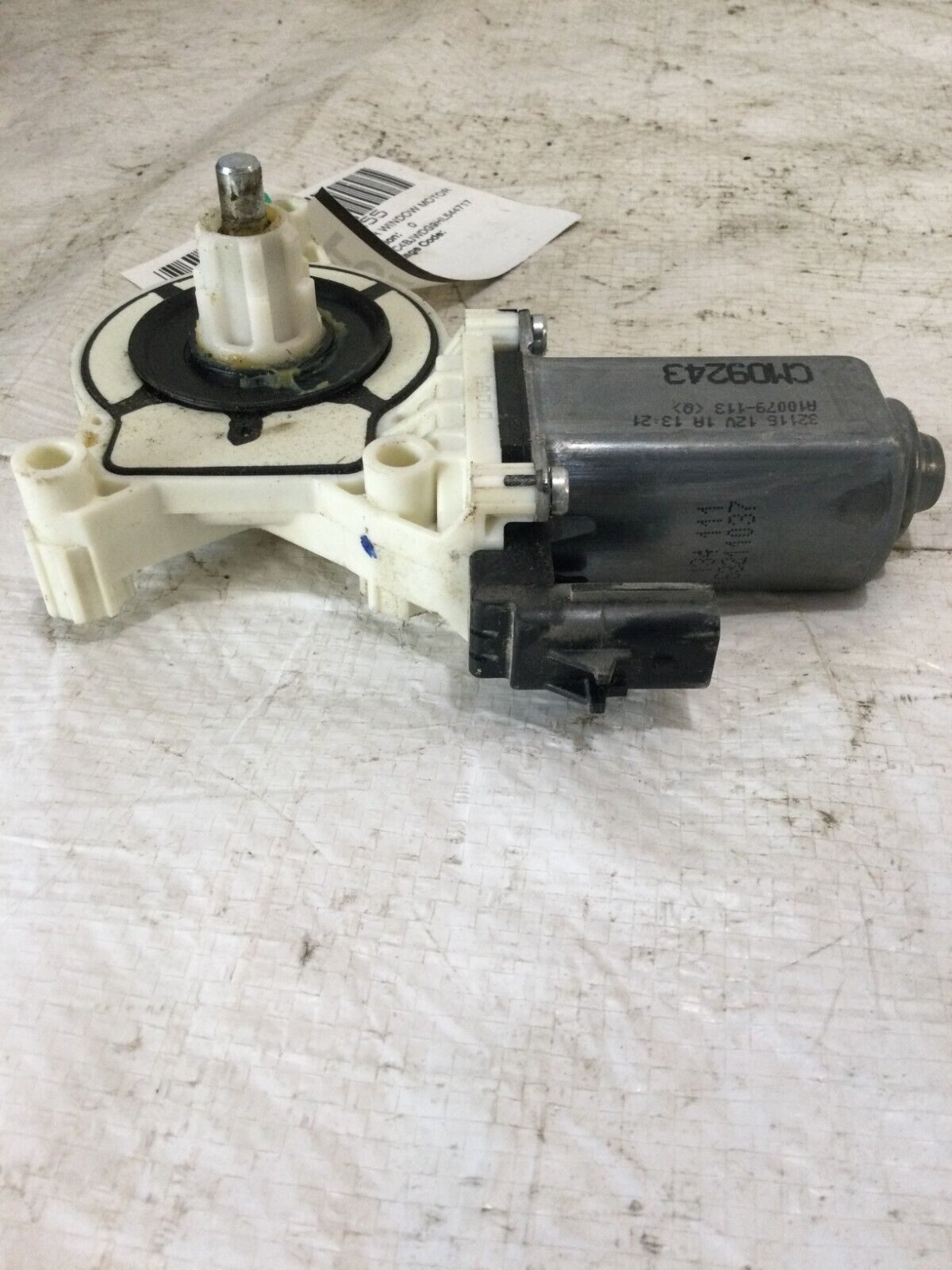 2017 Jeep Wrangler   Front Left Power Motor Window CM09243 OEM