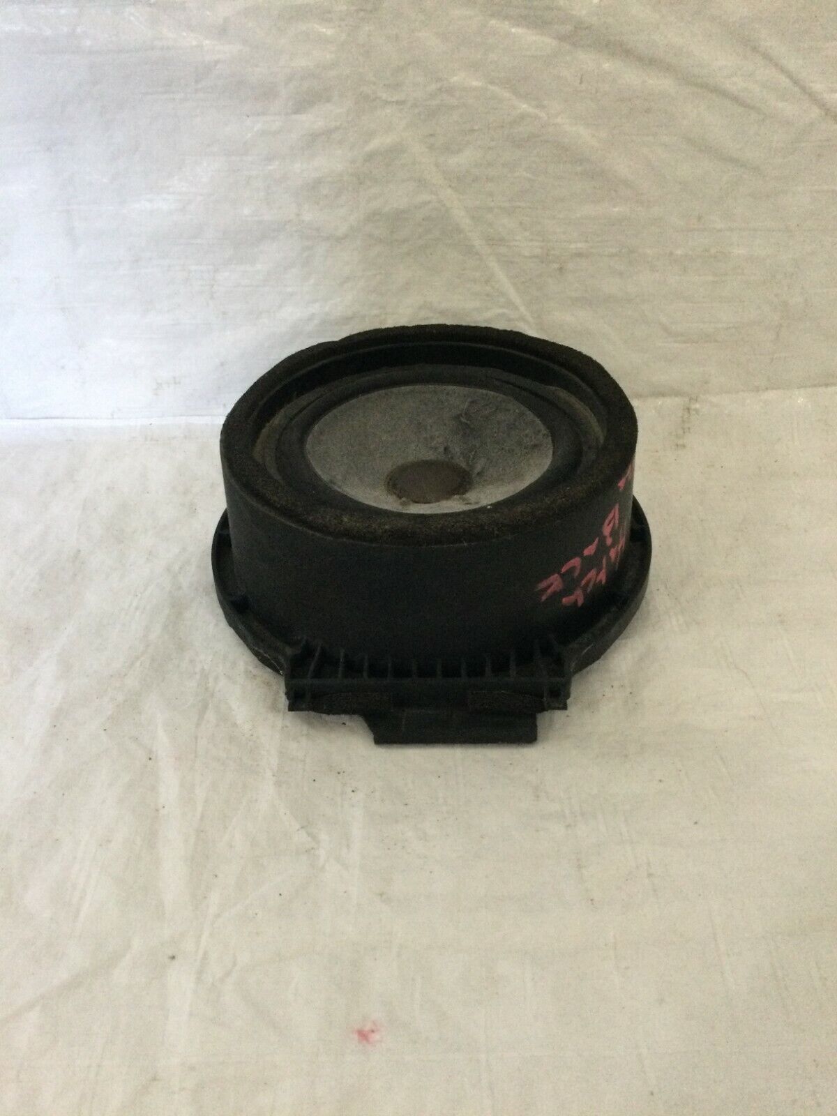 2016-2018 Chevrolet Cruze Rear Right Door Speaker OEM 84115111