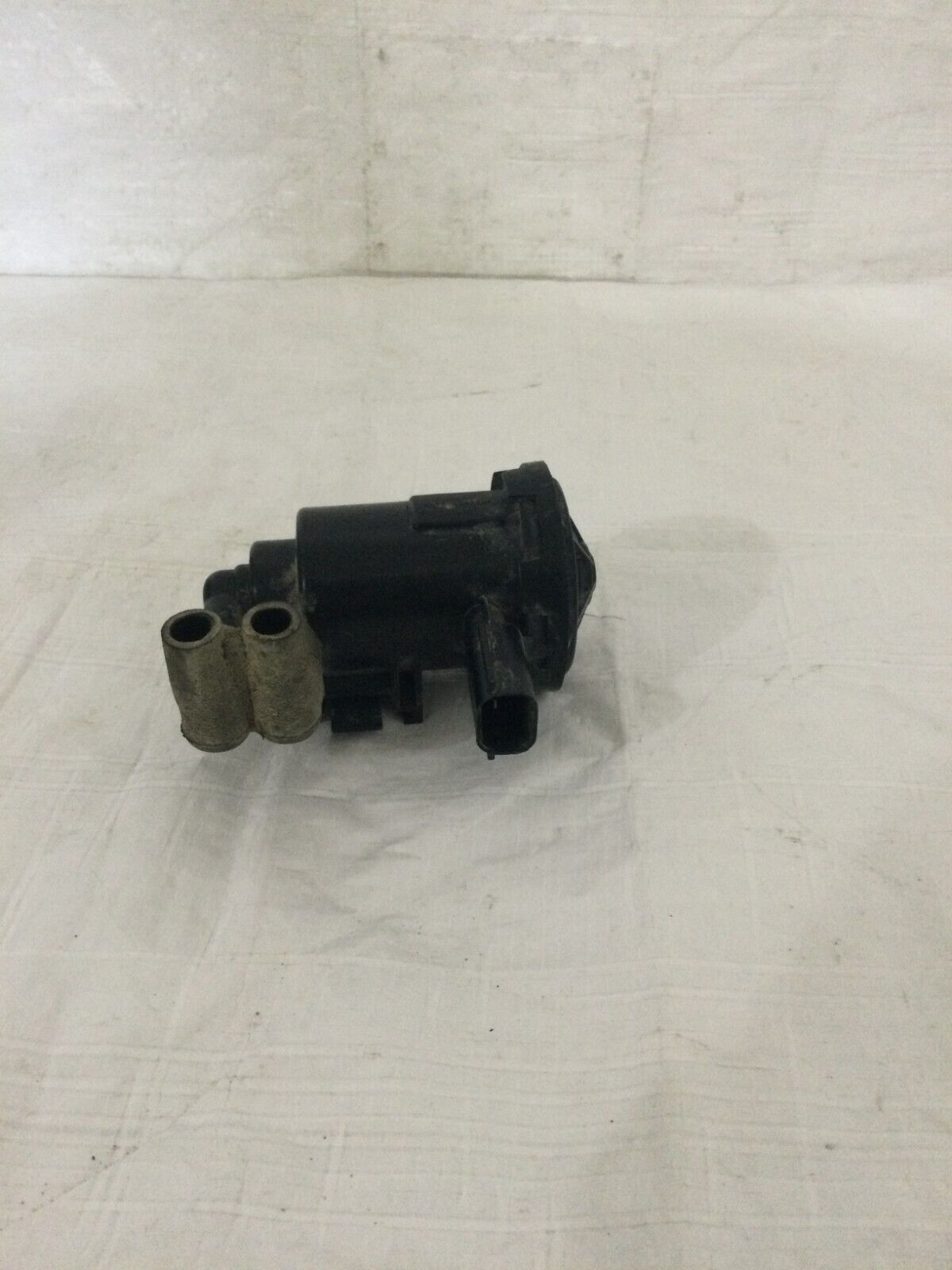 2004 Dodge Ram 1500 Fuel Vapor Canister Solenoid OEM 5.7L