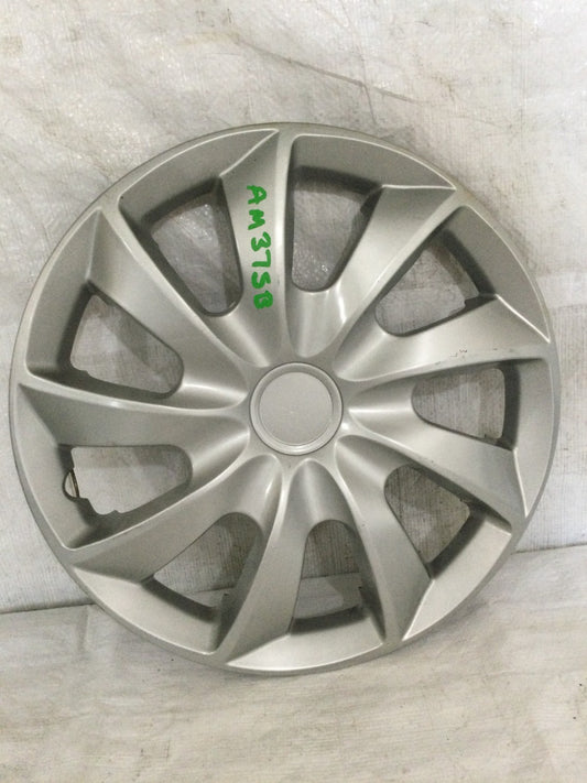 2004 Toyota Matrix Wheel Rim Cover 1 Piece OEM WJ-5084-15