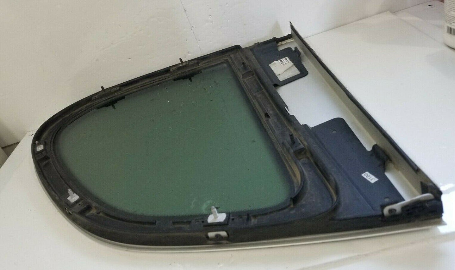 2005 Porsche Cayenne Quarter Window Glass Right Passenger Side Tinted OEM RH