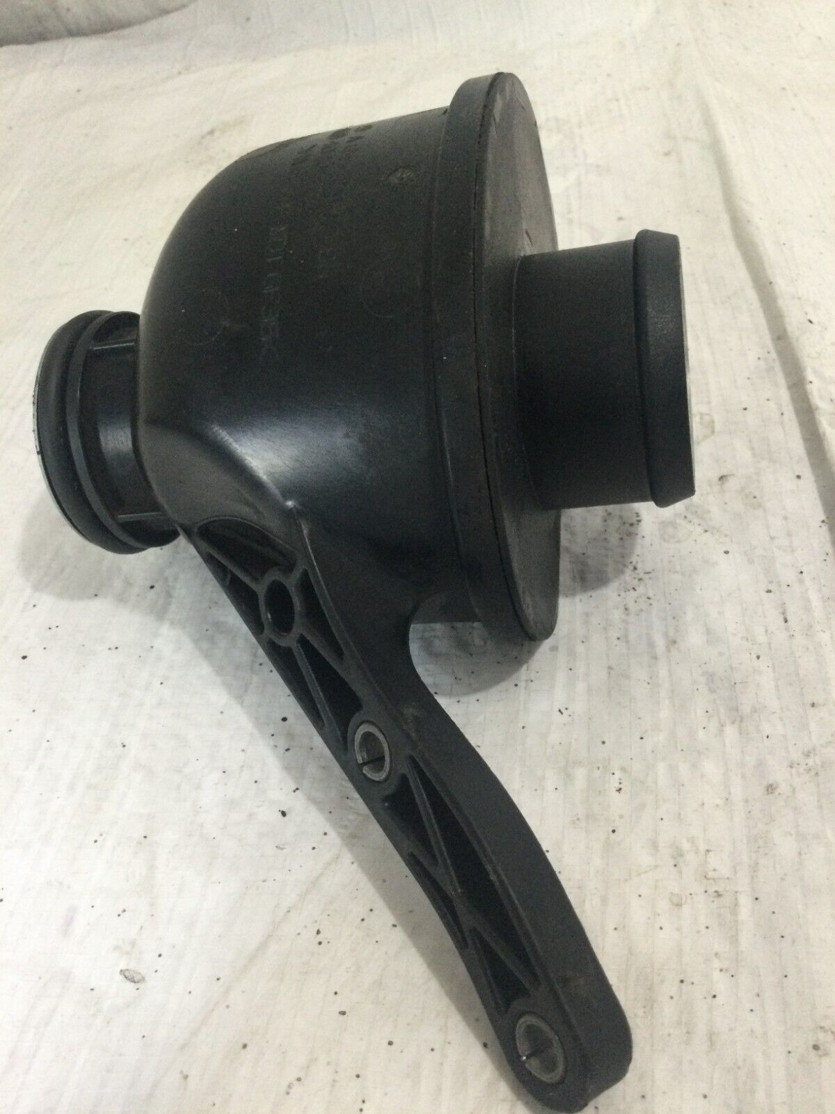 2006 Dodge Sprinter 2500 Turbo Charger Resonator A6471410086 OEM