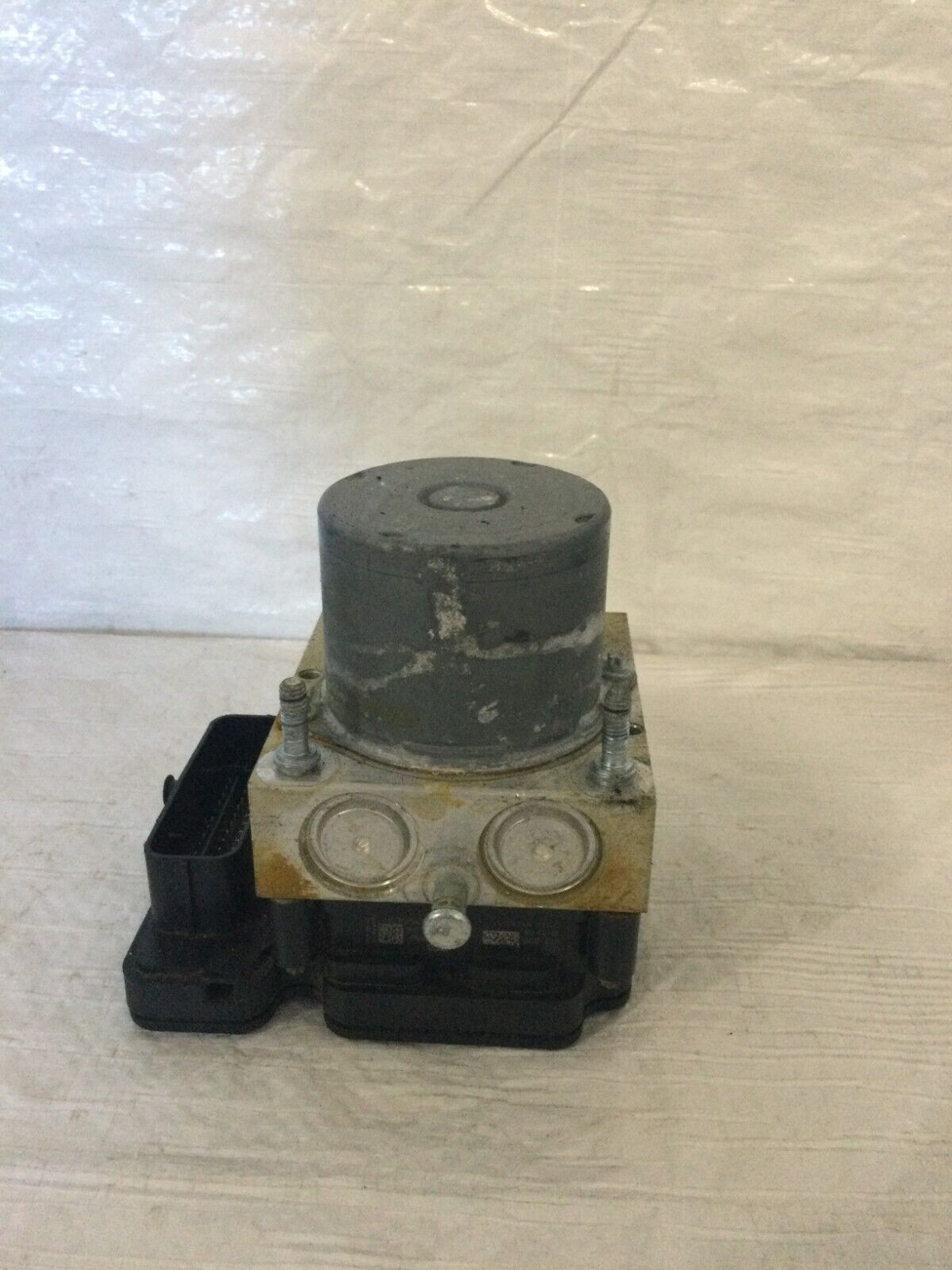 2019 Ford Taurus ABS Pump Control Module OEM FG132C405A