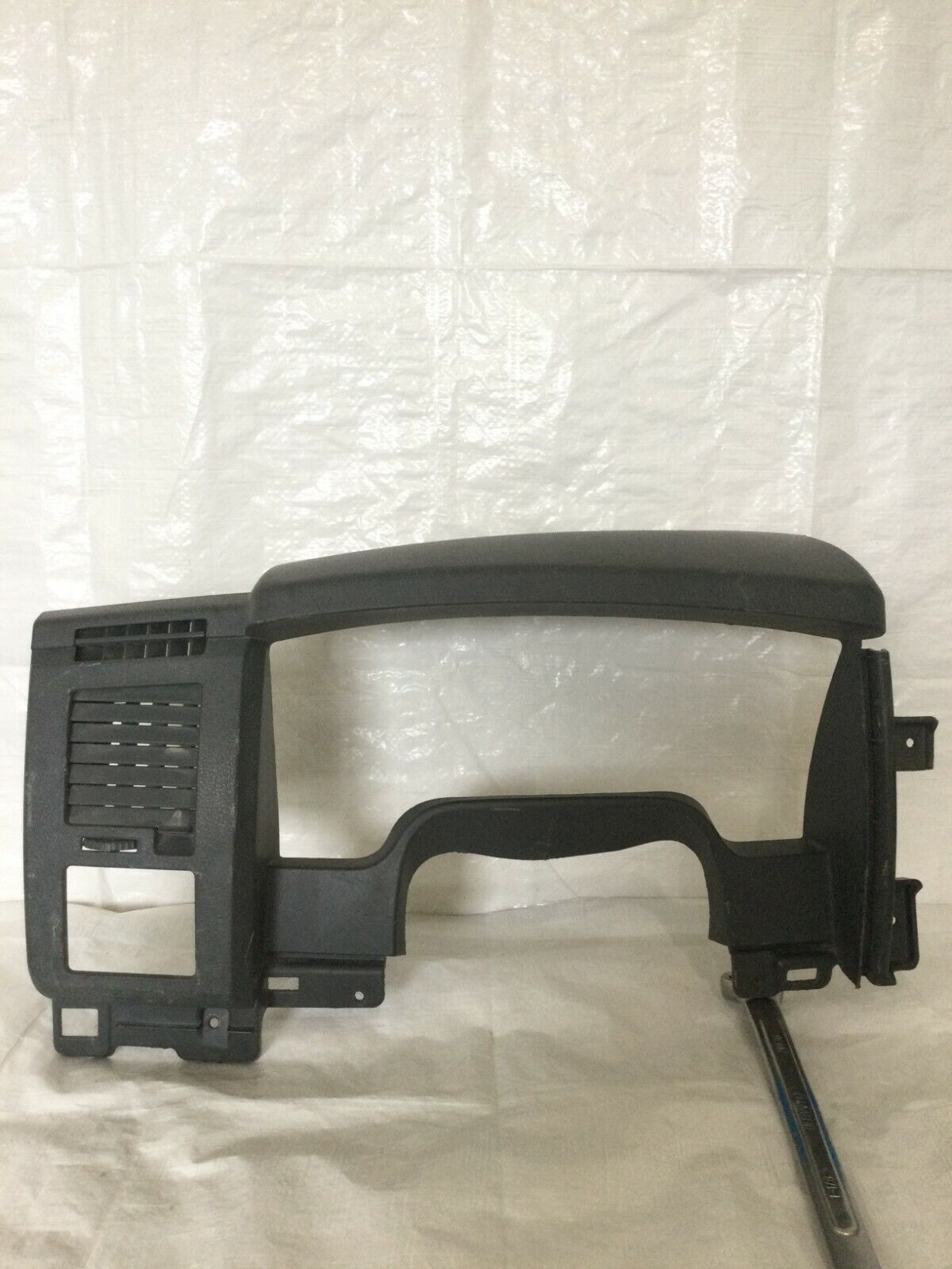 2006-2008 Dodge Ram 1500 Speedometer Cluster Trim Vent Bezel OEM