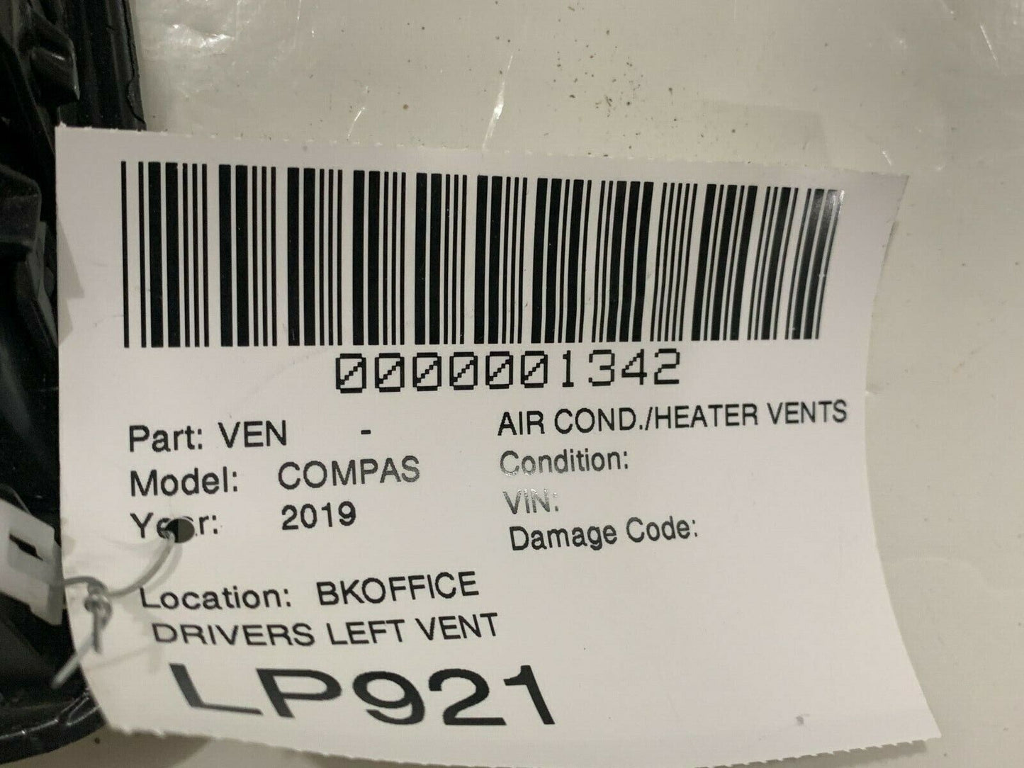 2019 Jeep Compass Left Driver Side Air Vent OEM 5UT64TRMA 