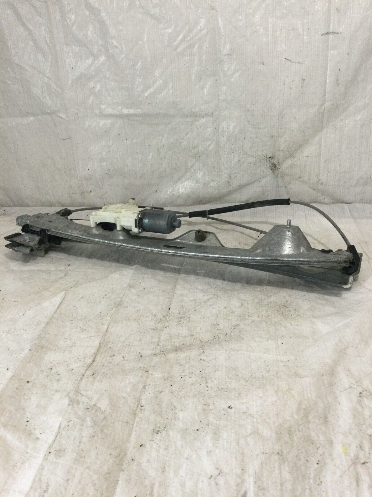 2007 GMC YUKON XL1500  Rear Right Passenger  Side  Door Power  Window Regulator