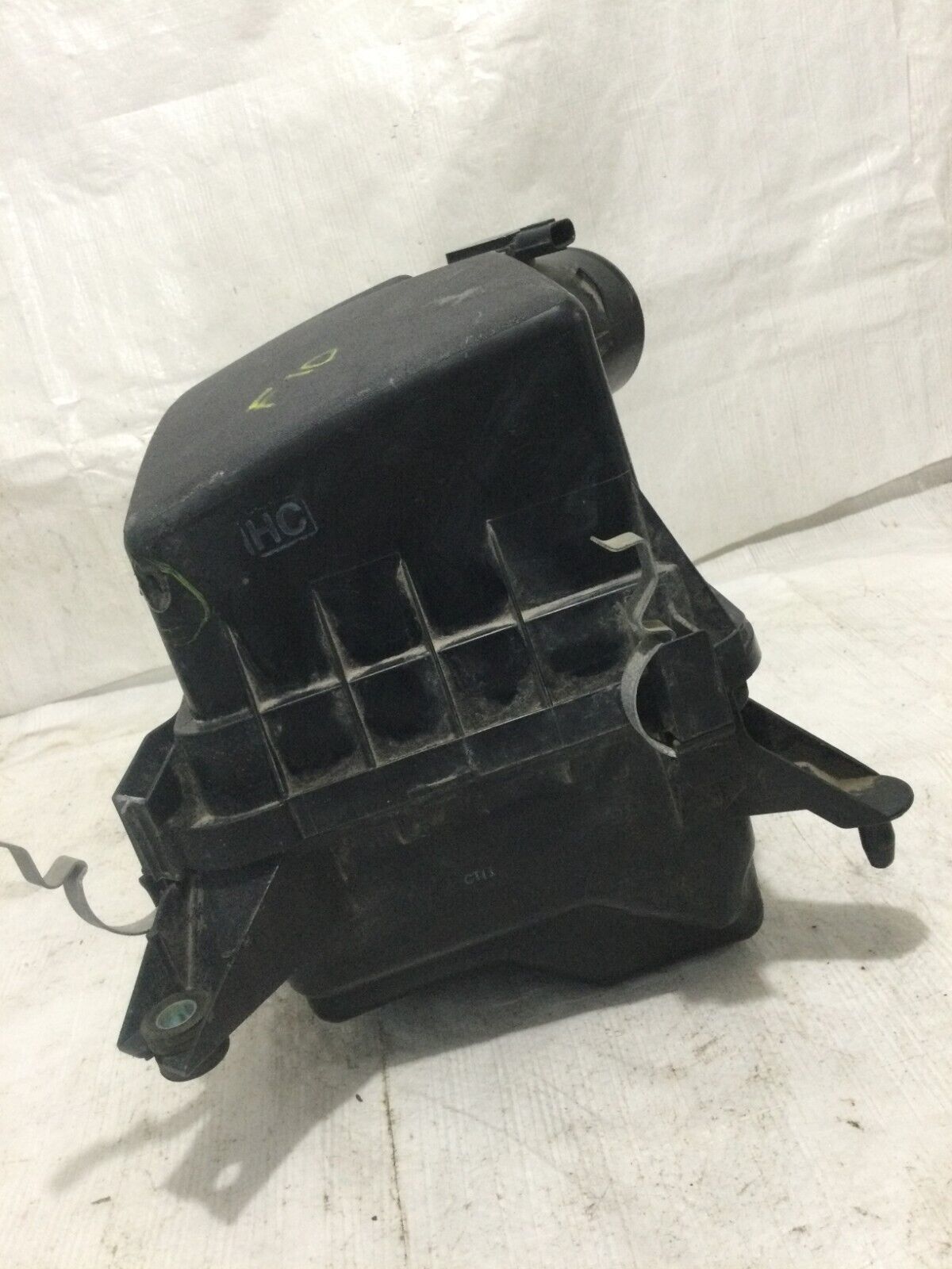 2016-2017 Toyota Camry Air Cleaner Filter Box Assembly  17705-0V020 OEM