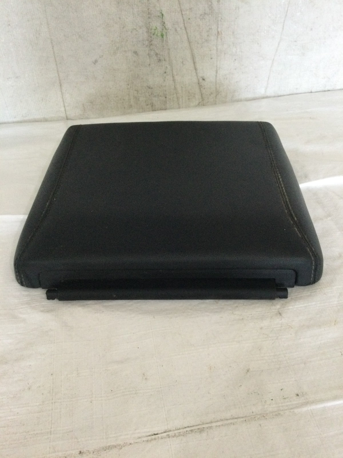 2023 Ford F-150 F150 5.0L Center Console Lid OEM