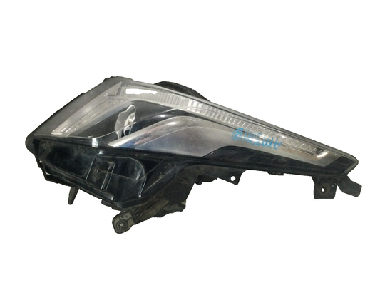 2014 Cadillac ATS Front Right Passenger Xenon HID Headlight OEM 2013-2018